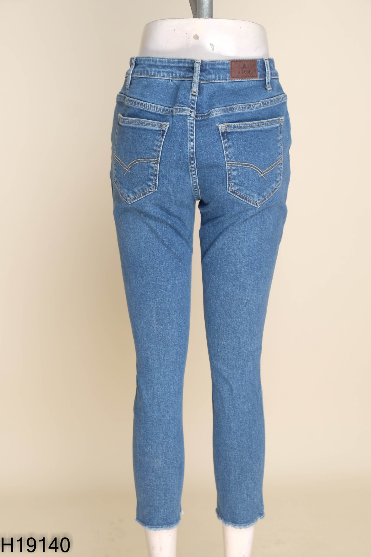 NEWTAG Quần jeans xanh gân giữa