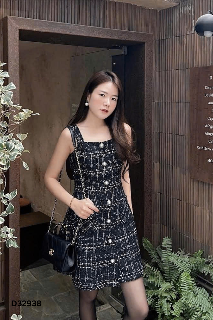 Váy VIET HOANG BICH đen dạ tweed kẻ trắng