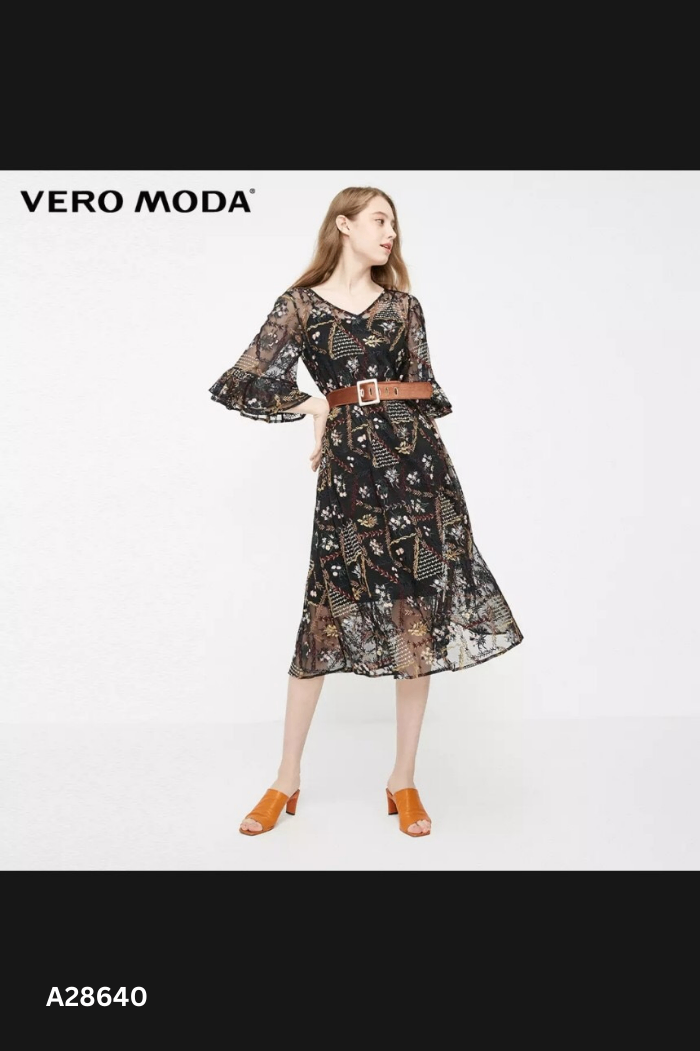 SET VERO MODA Váy lưới đen họa tiết hoa + váy lót