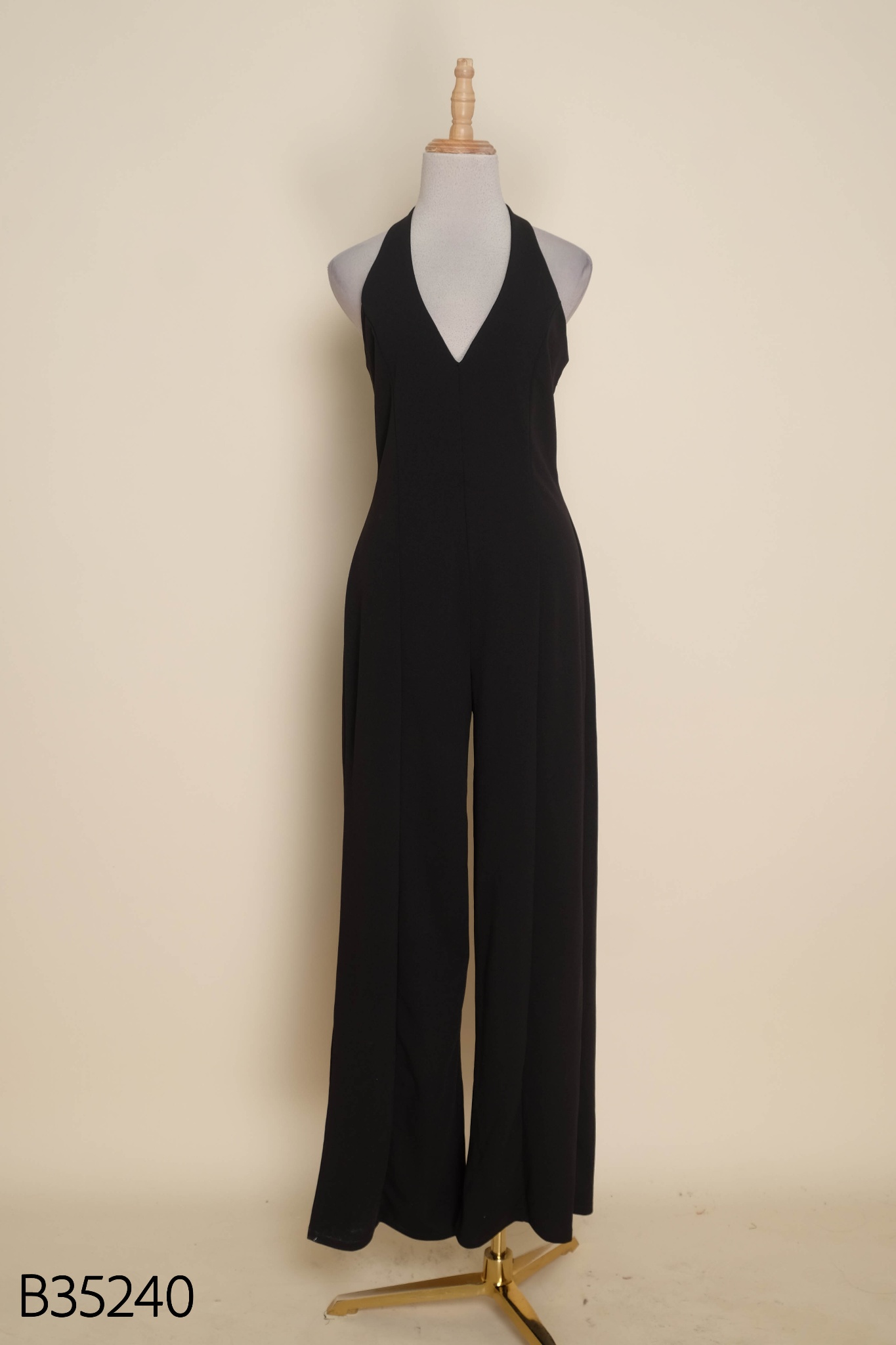 Jumpsuits cổ yếm đen quần dài