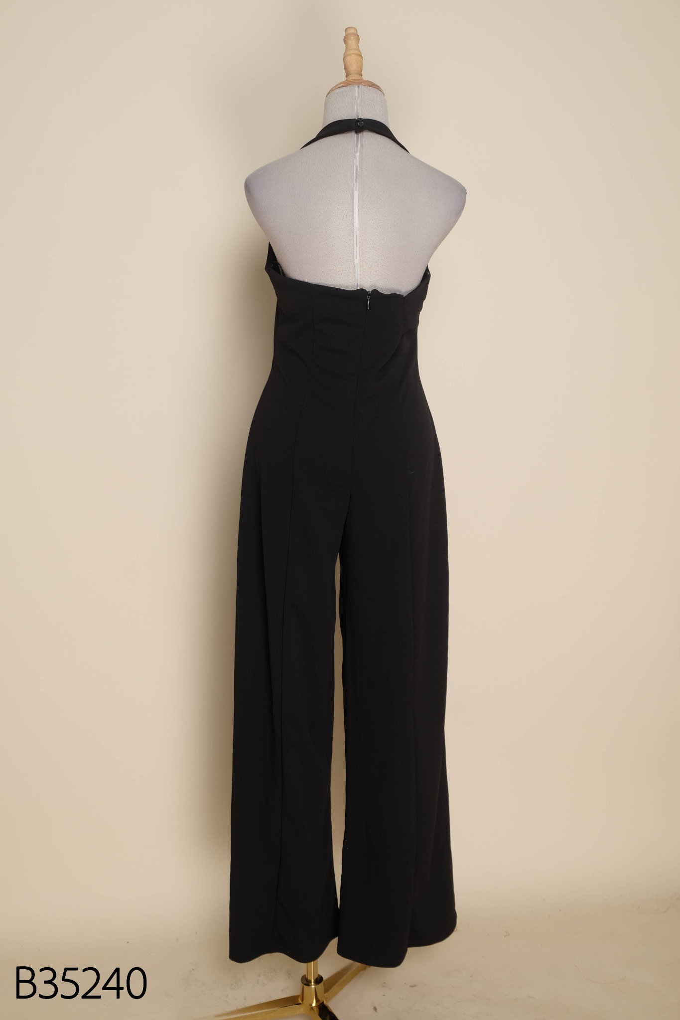 Jumpsuits cổ yếm đen quần dài