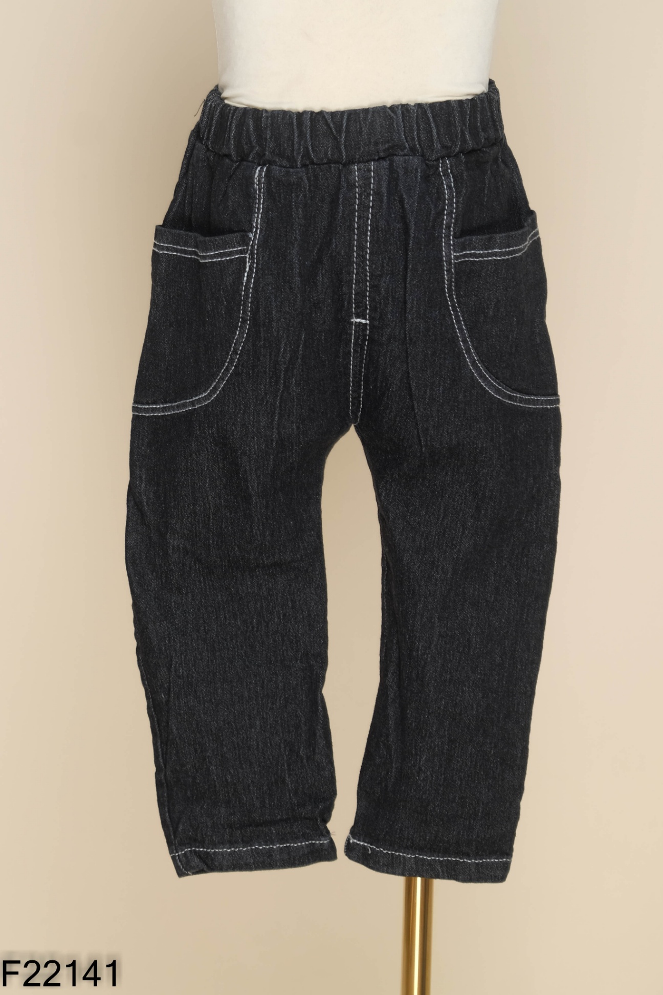 Quần jeans đen viền chỉ KIDS