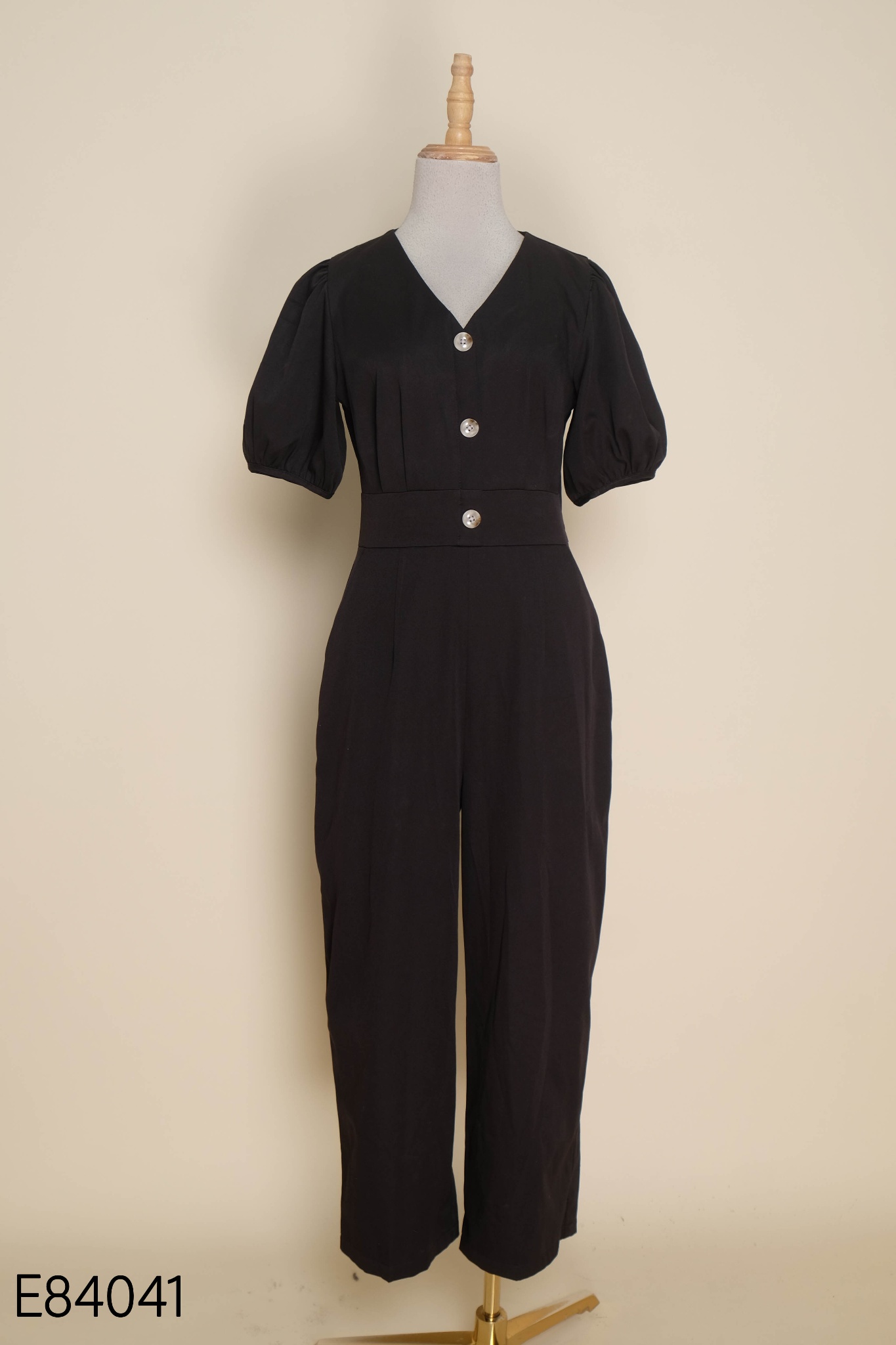 Jumpsuits đen ZYM'S HOUSE cổ V