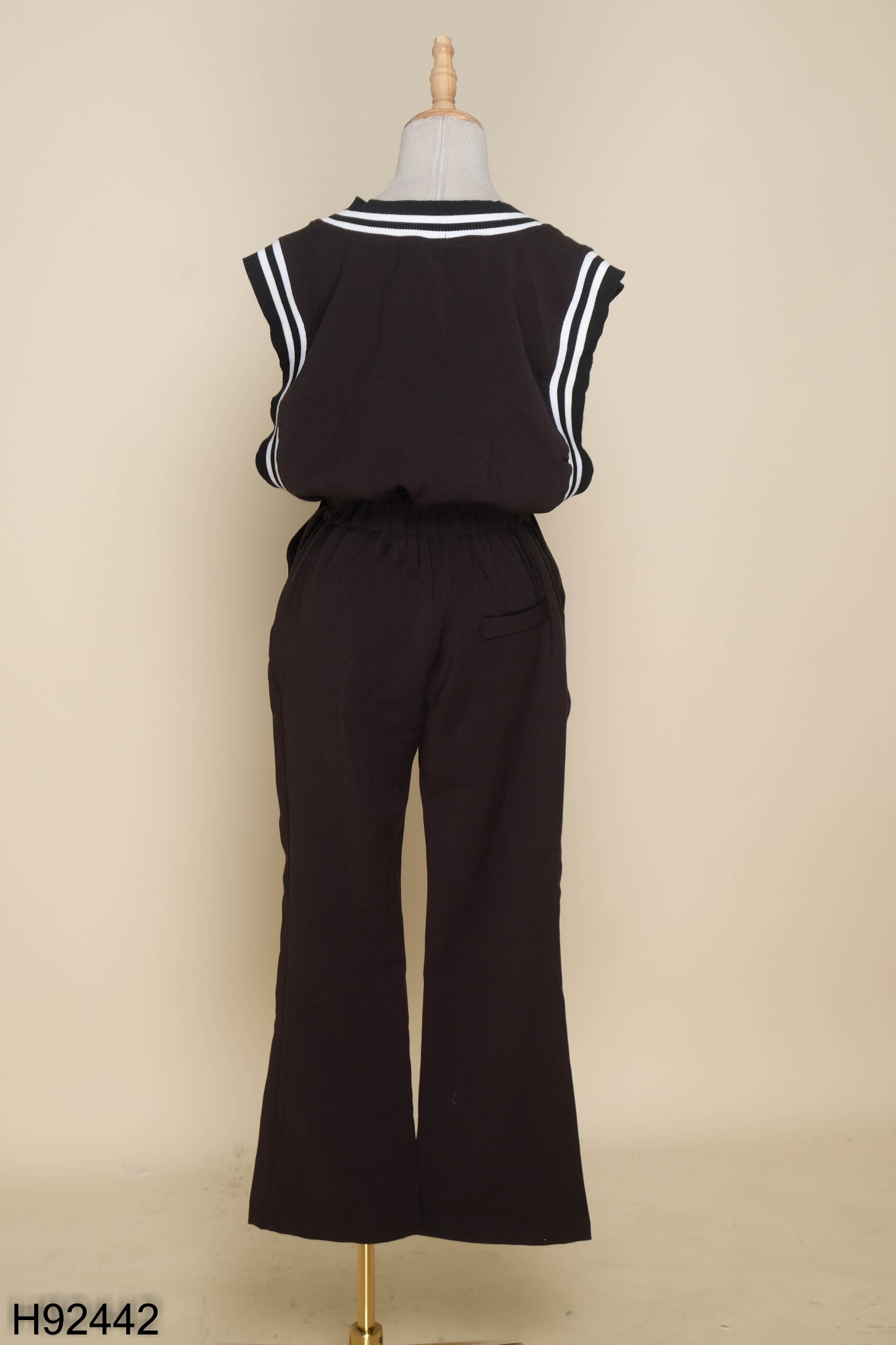 Jumpsuit AMERTIN đen viền trắng