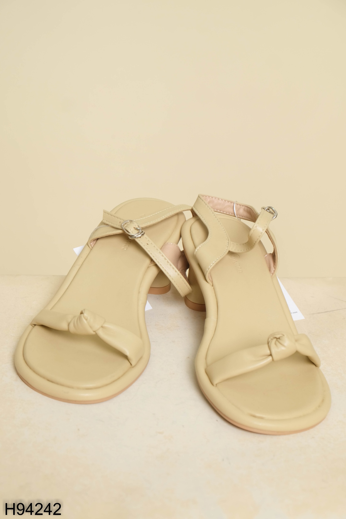 BOX Sandals be nâu 6P