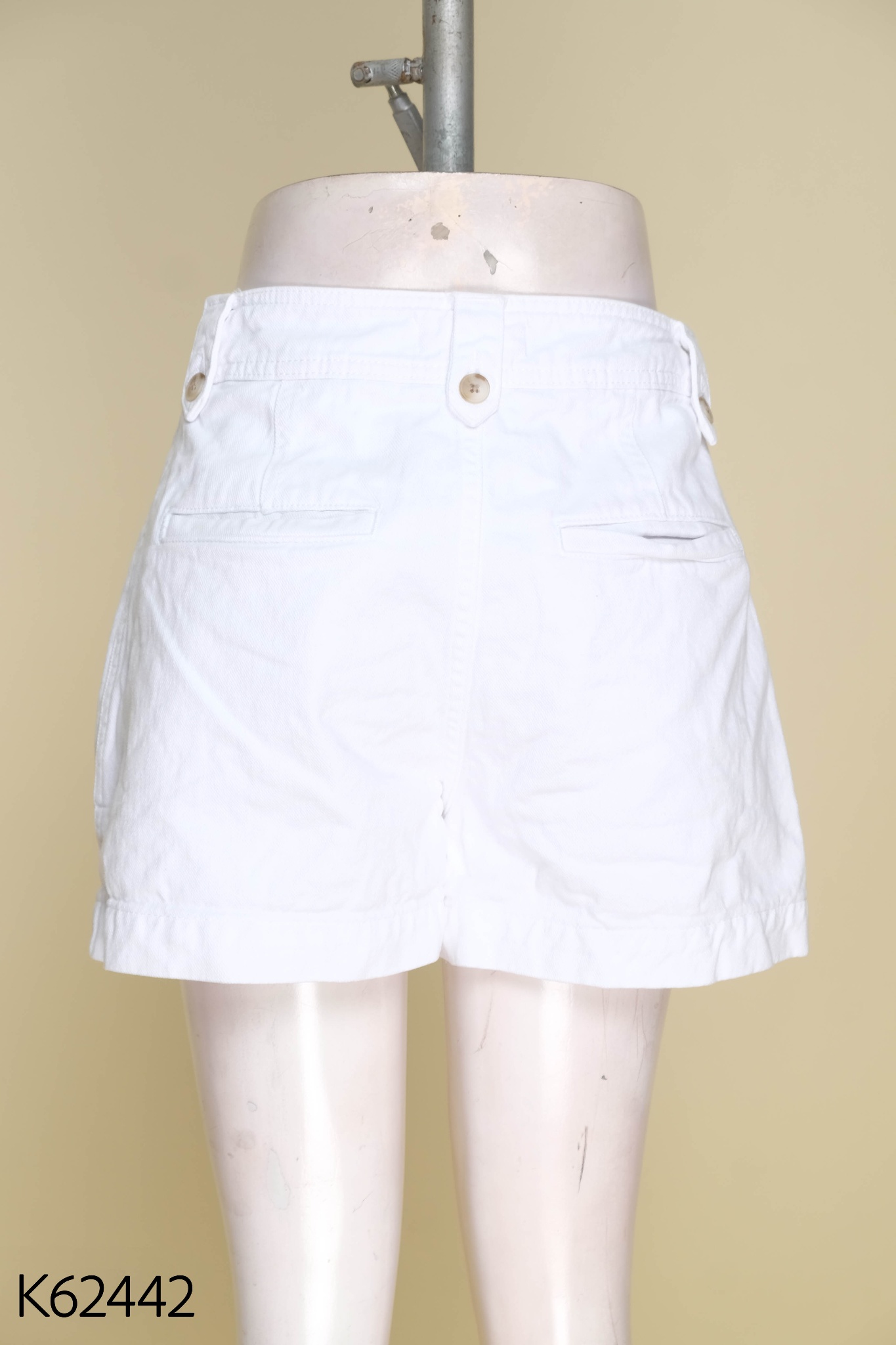 Quần short jeans REISS trắng túi ngang