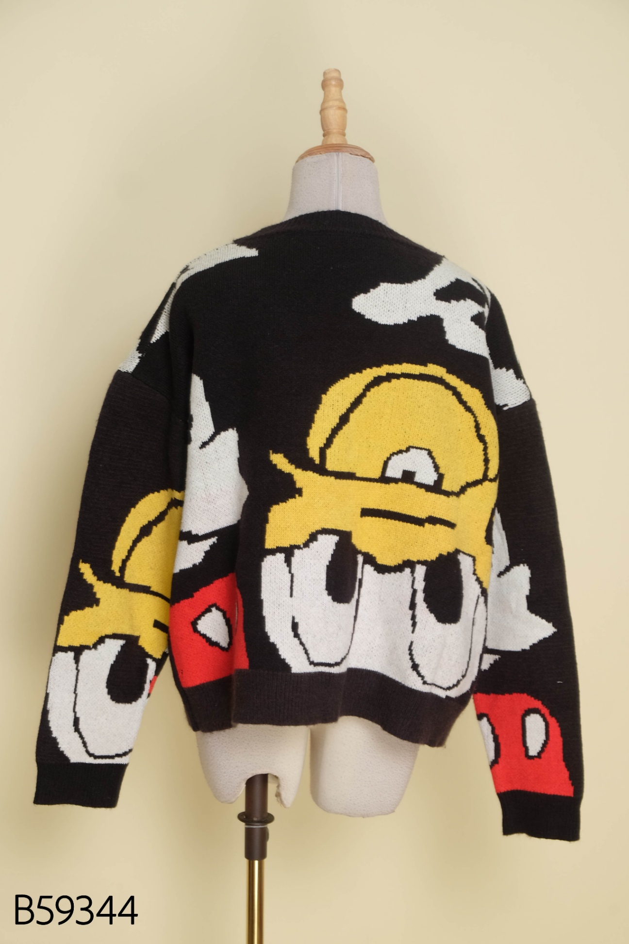 Cardigan len đen mickey