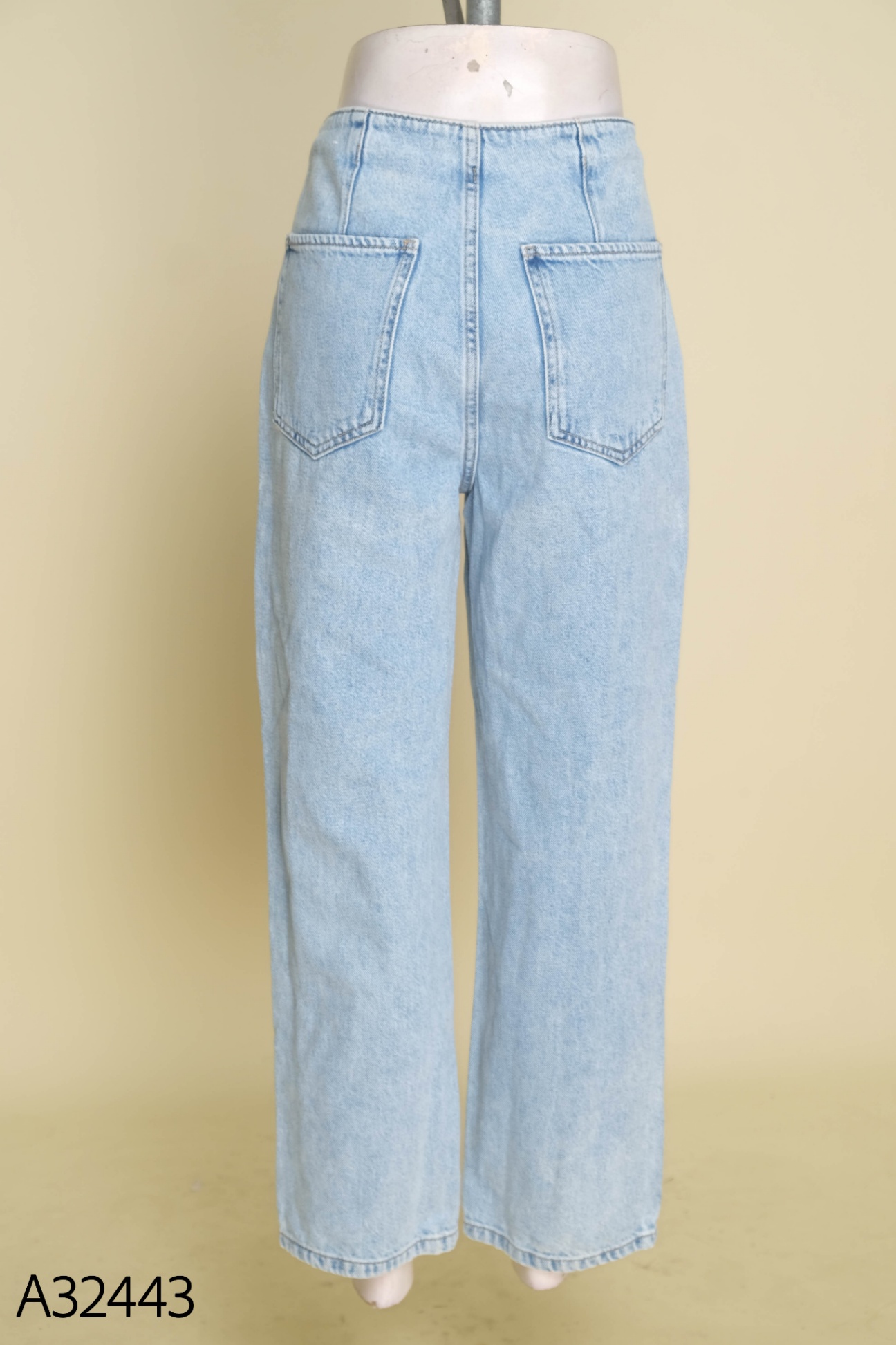 Quần jeans xanh MANGO 5 cúc