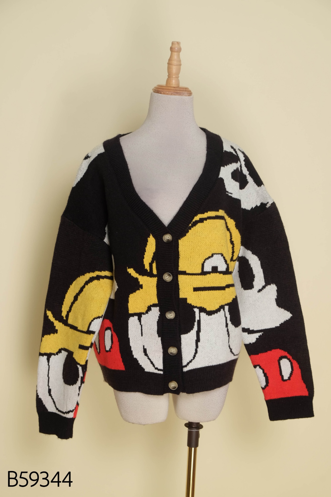 Cardigan len đen mickey