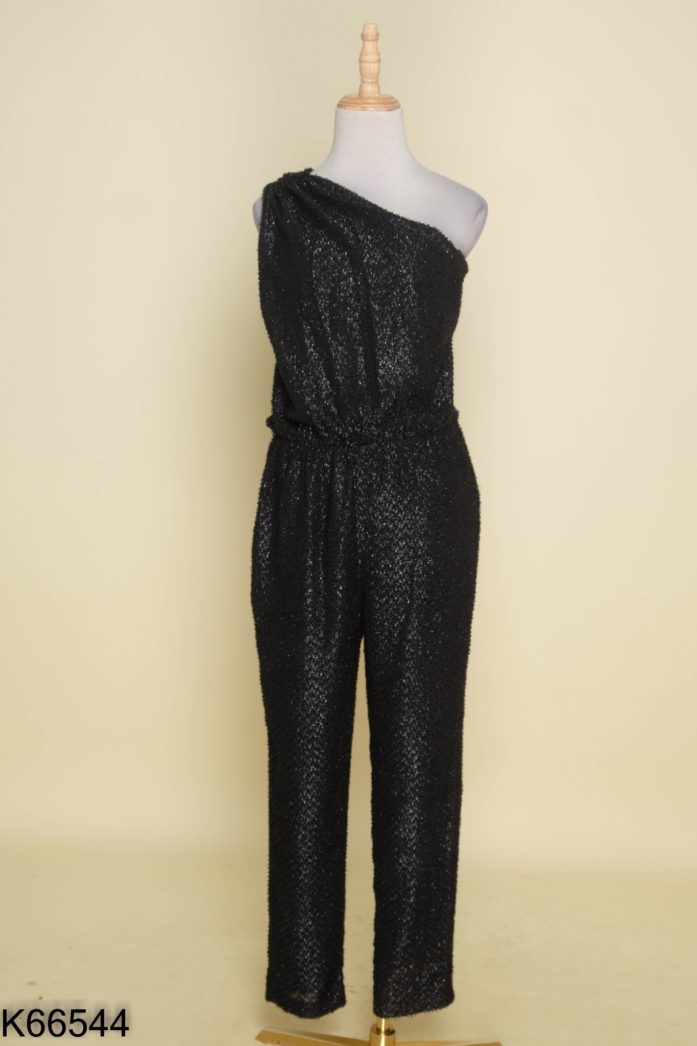 Jumpsuits HM đen lệch vai