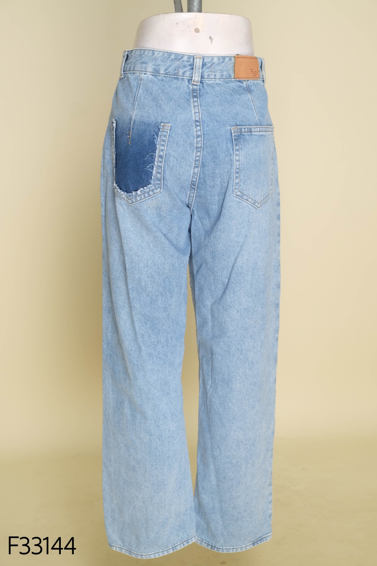 Quần jeans TIQI xanh rách