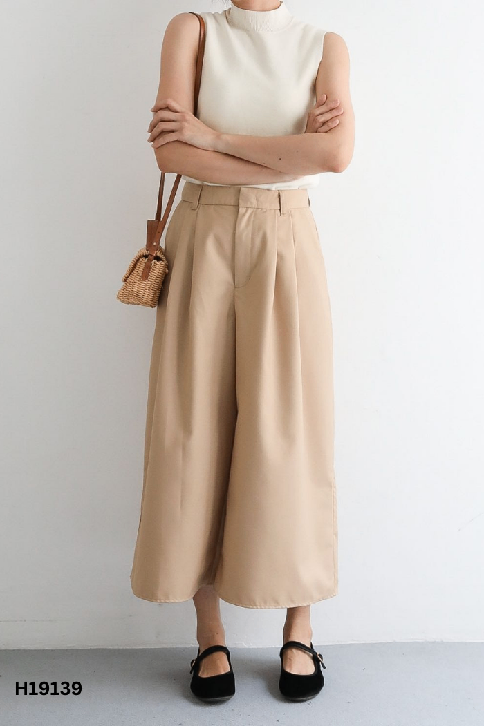 Quần culottes GU lửng be