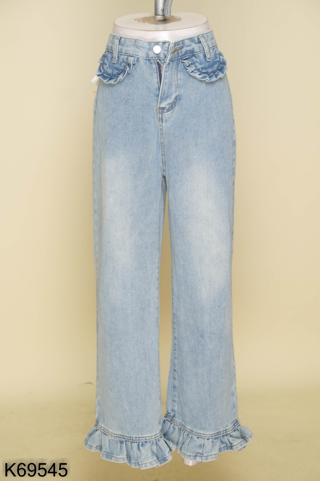 Quần jeans xanh phối bèo