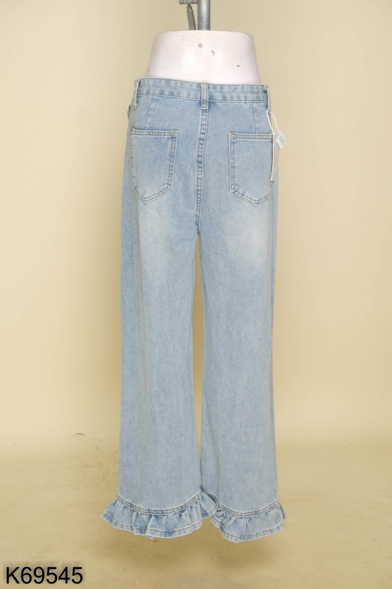 Quần jeans xanh phối bèo