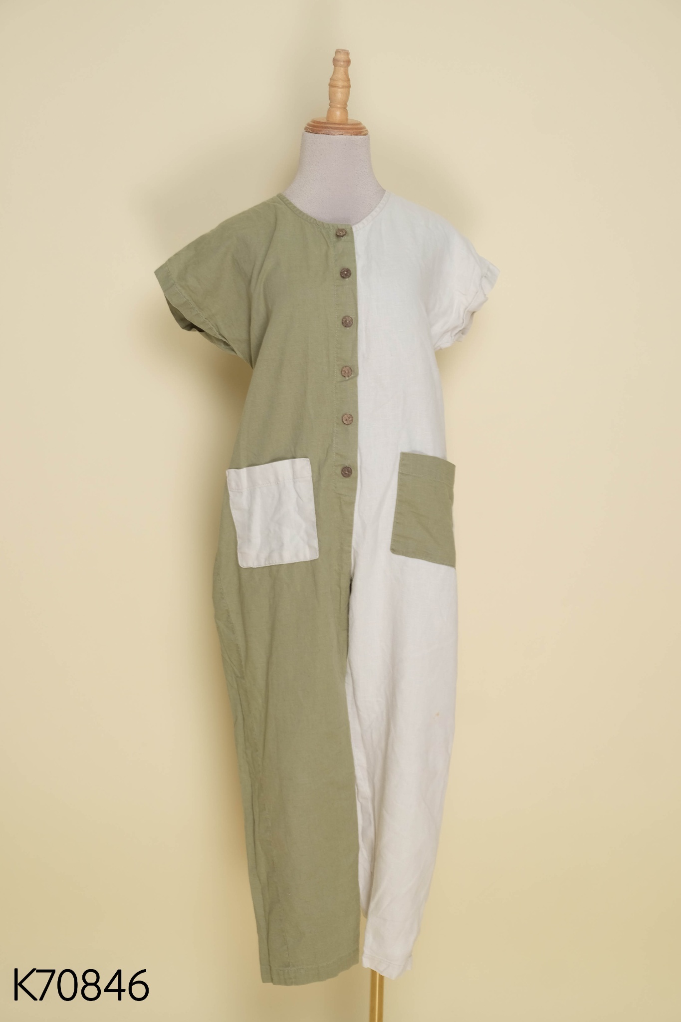 Jumpsuits linen be phối xanh