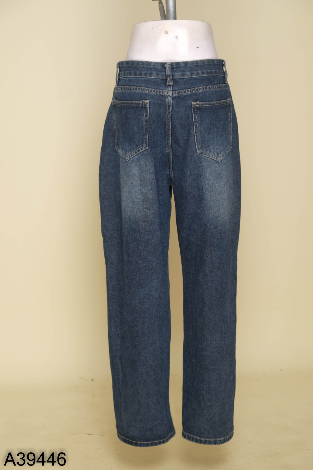 Quần jeans xanh túi ngang