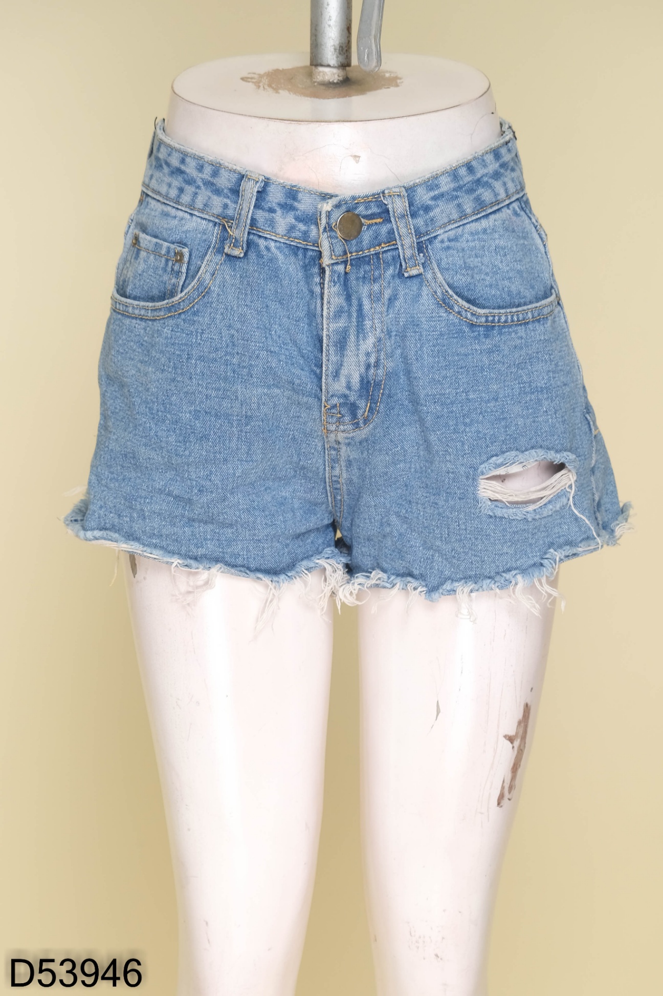 Quần short jeans xanh rách