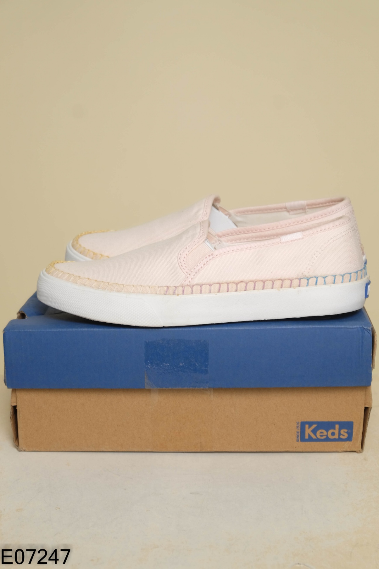 Giày lưới KEDS hồng