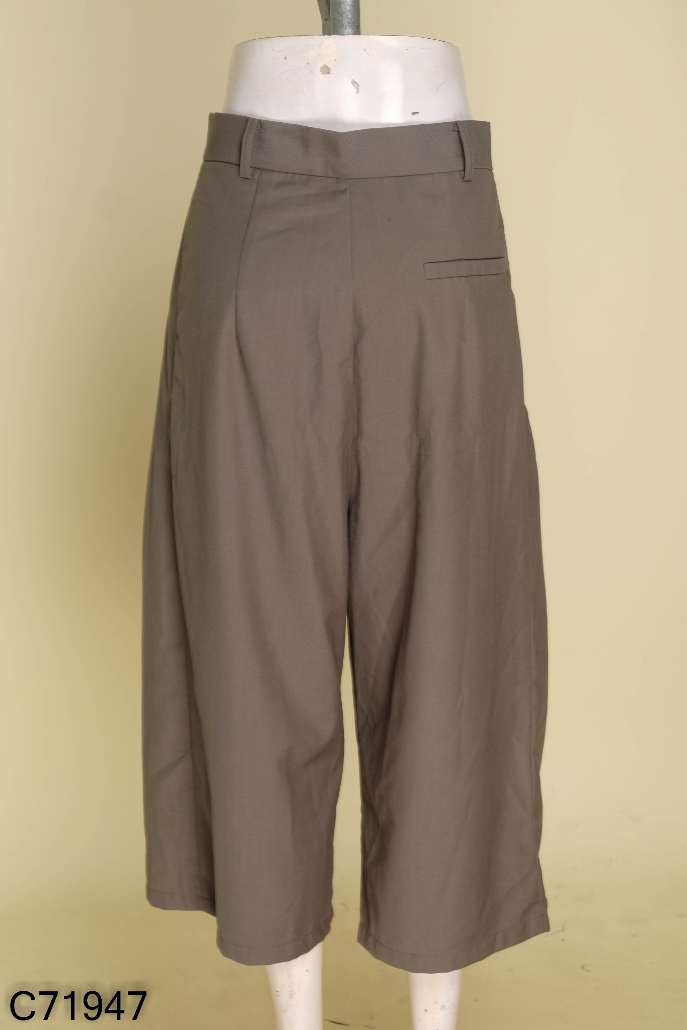 Quần culottes xanh trơn