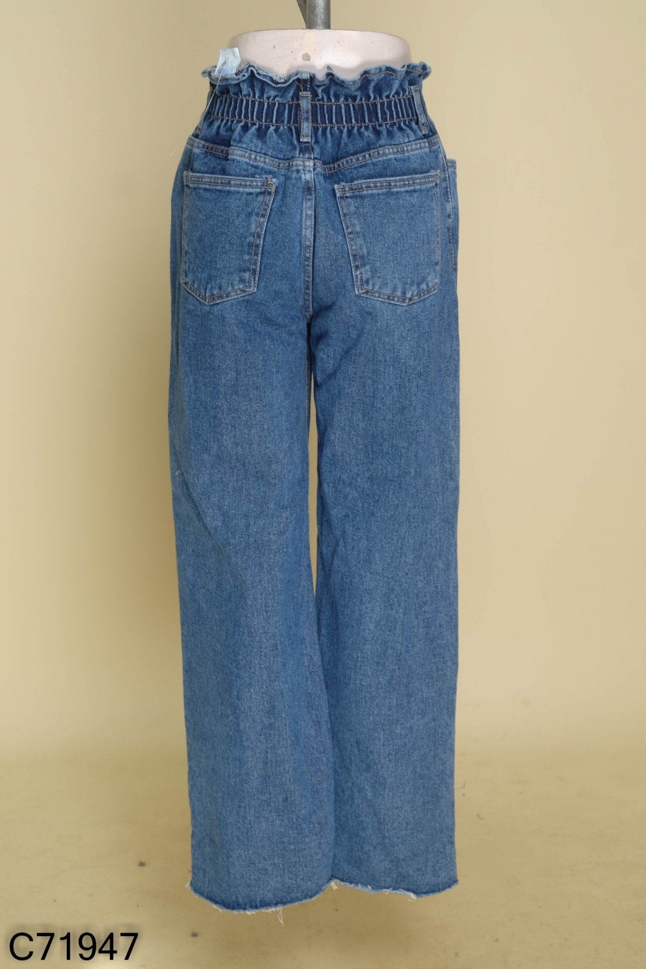 Quần jeans xanh eo chun