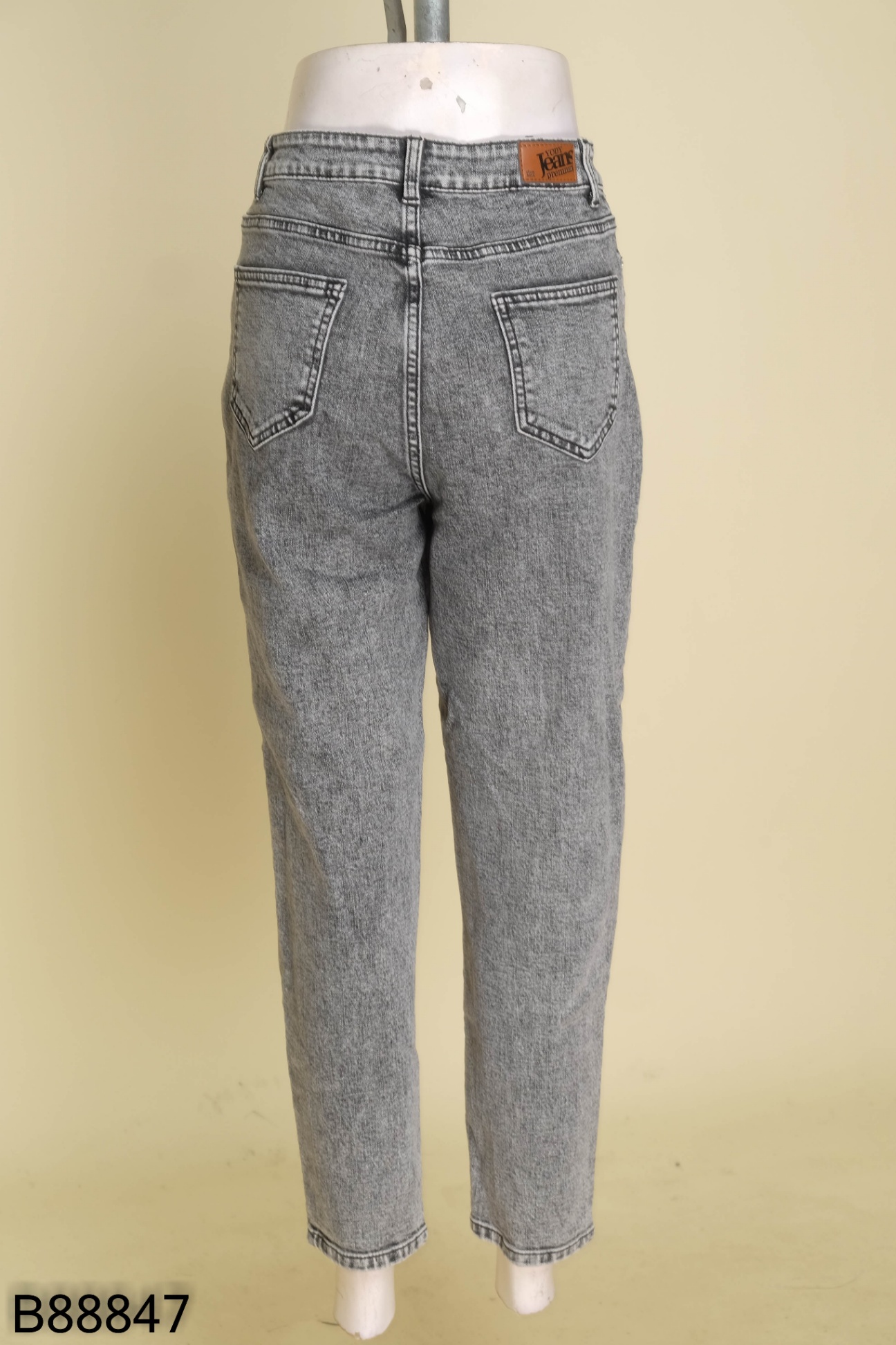 Quần jeans ghi đen