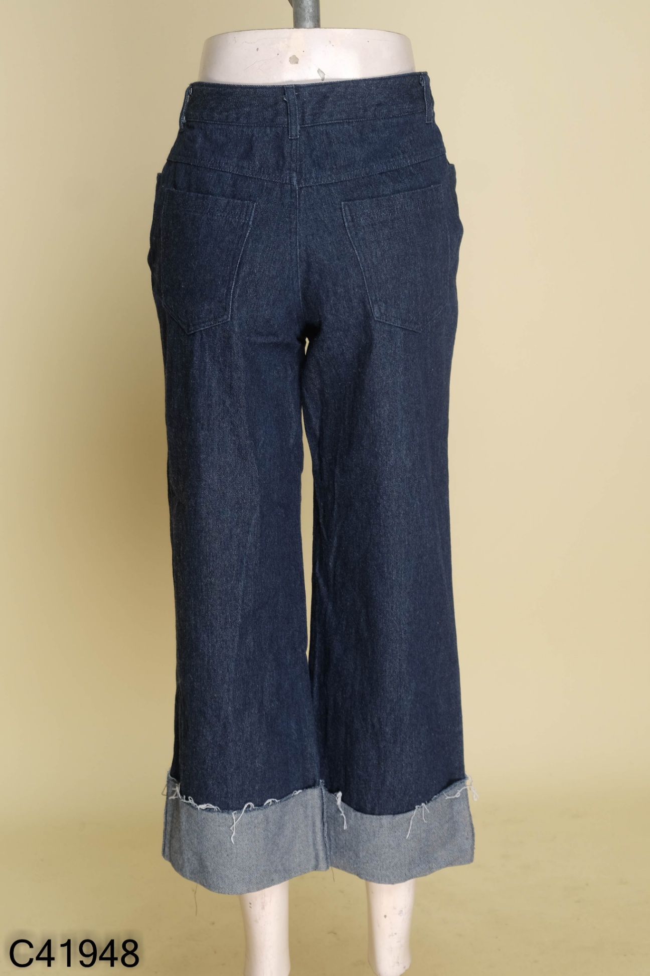 Quần jeans xanh BLEUBIRD gấp gấu