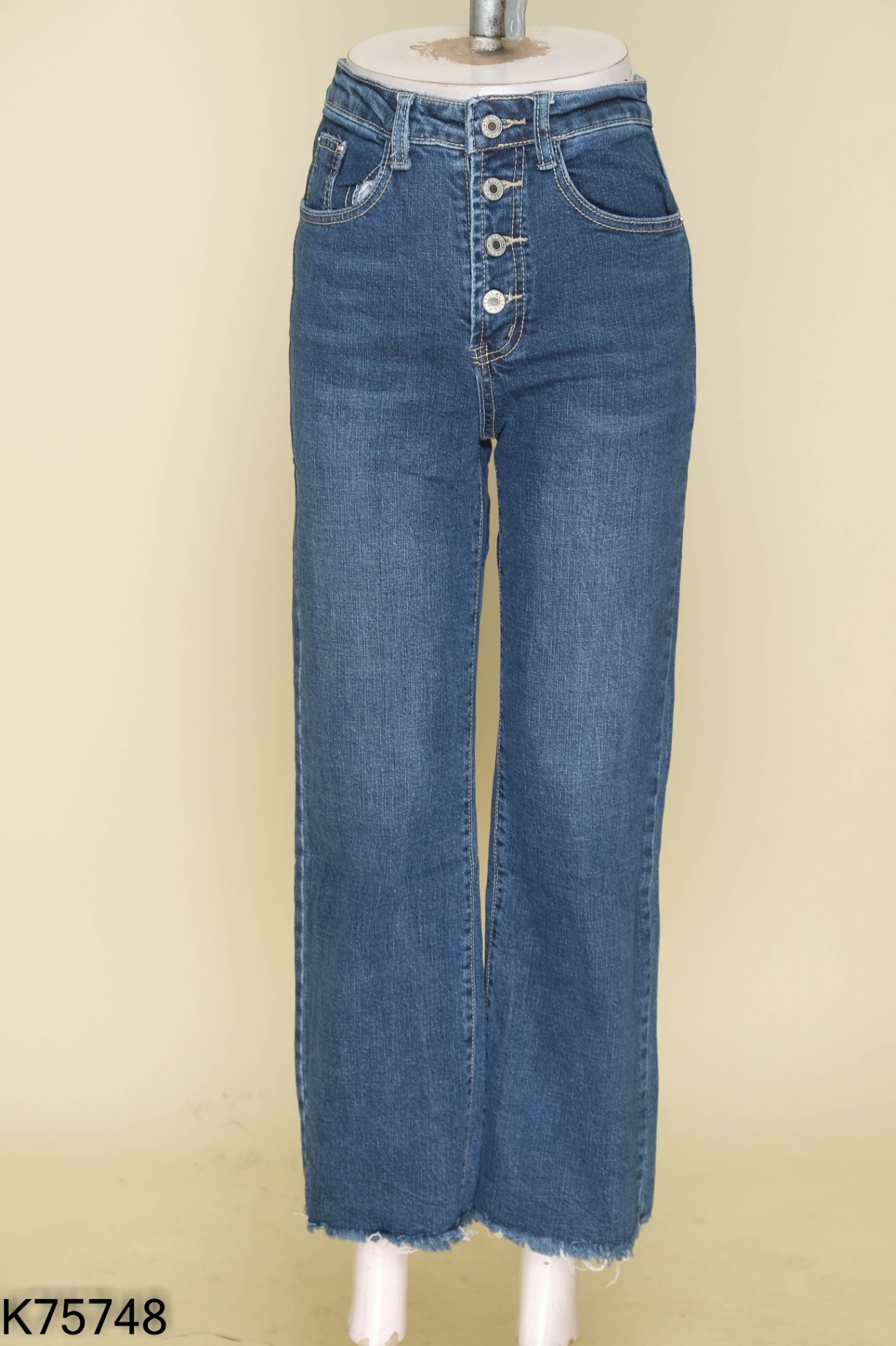 Quần jeans xanh 4 cúc