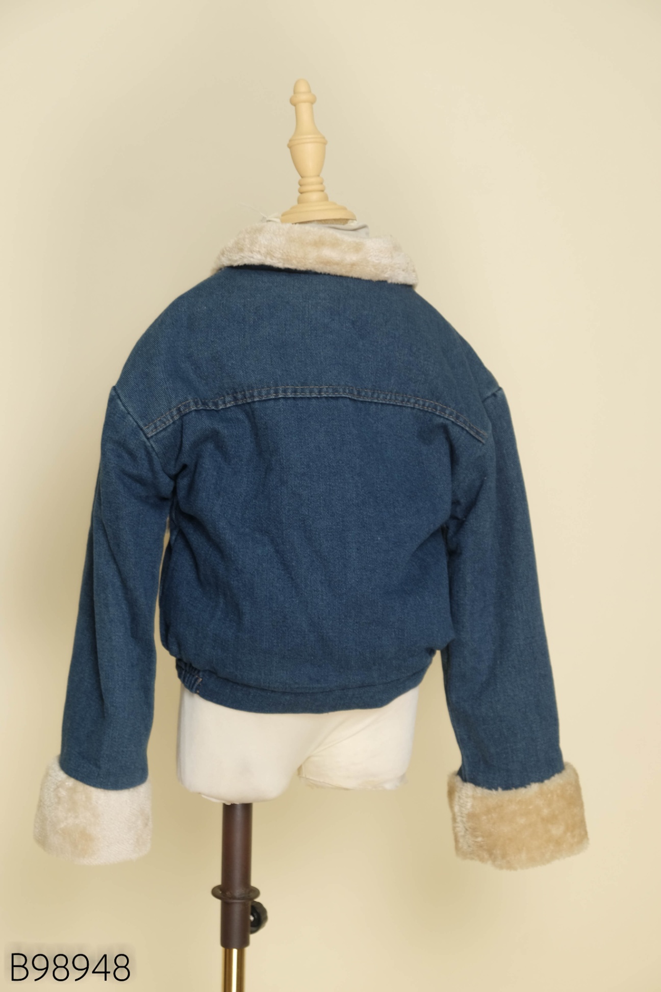 NEWTAG Áo khoác jeans xanh cổ lông KIDS