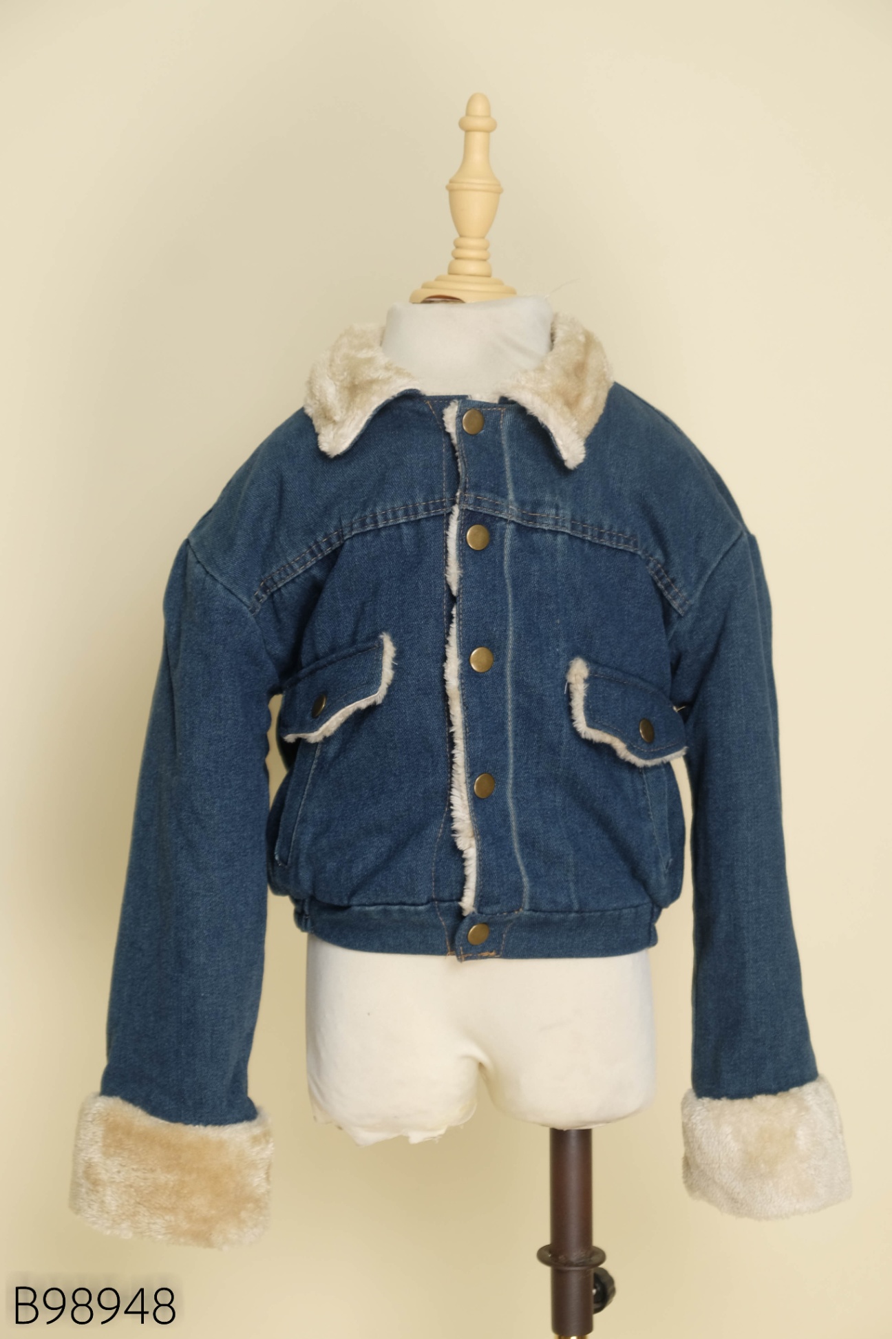 NEWTAG Áo khoác jeans xanh cổ lông KIDS