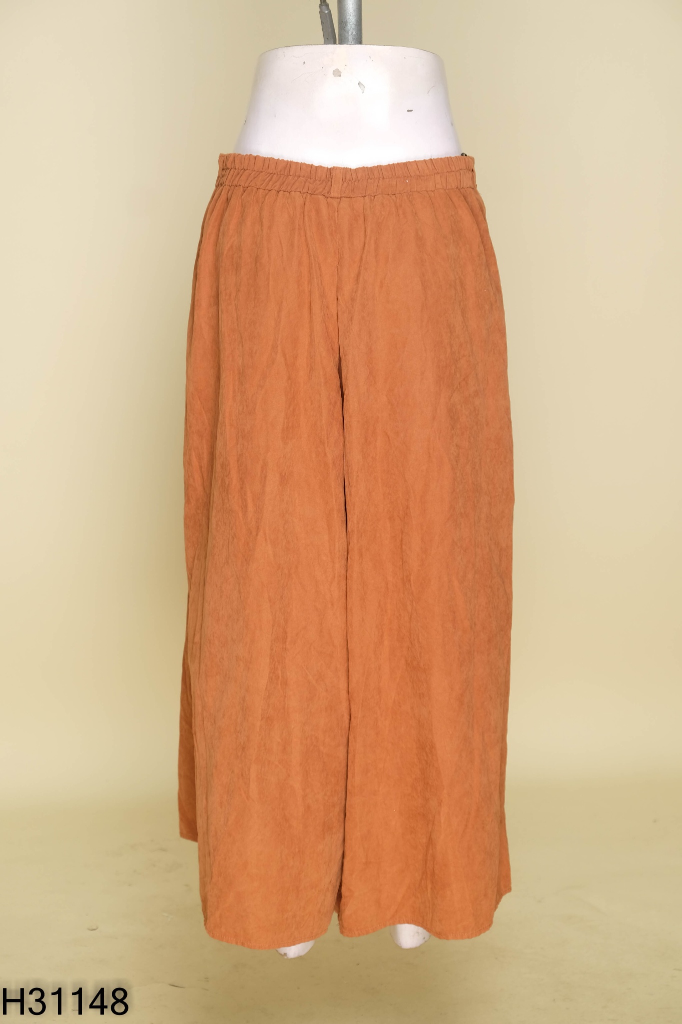 Quần culottes nâu ly eo