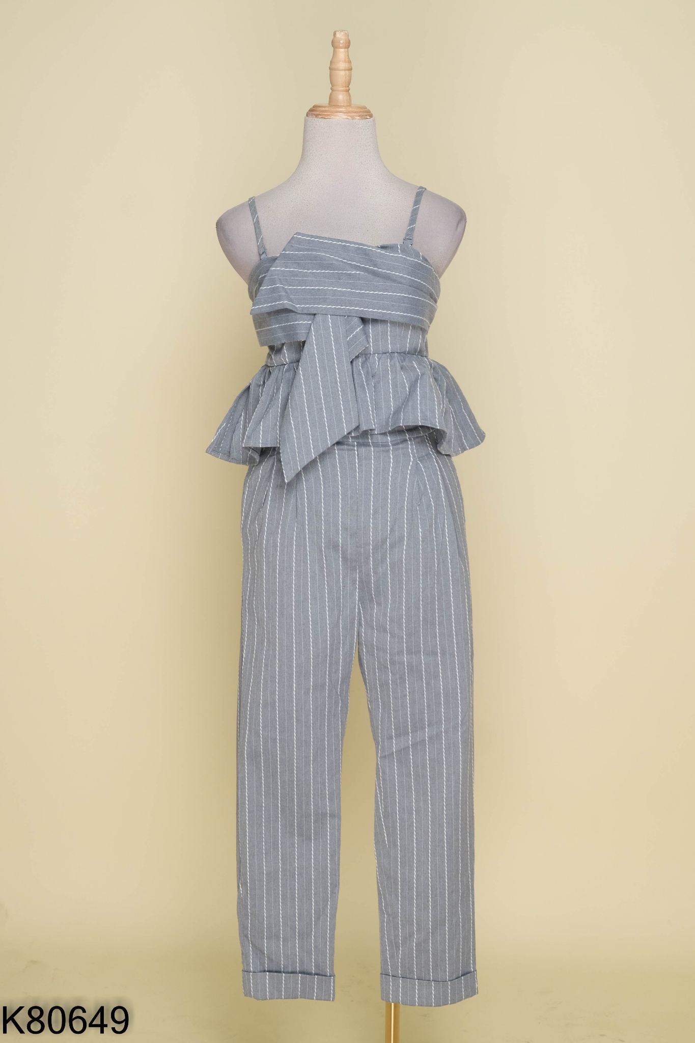 Jumpsuits hai dây kẻ xám