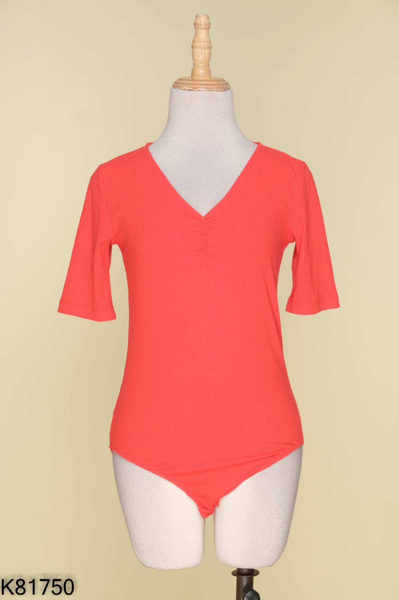 Bodysuits HM đỏ dúm ngực