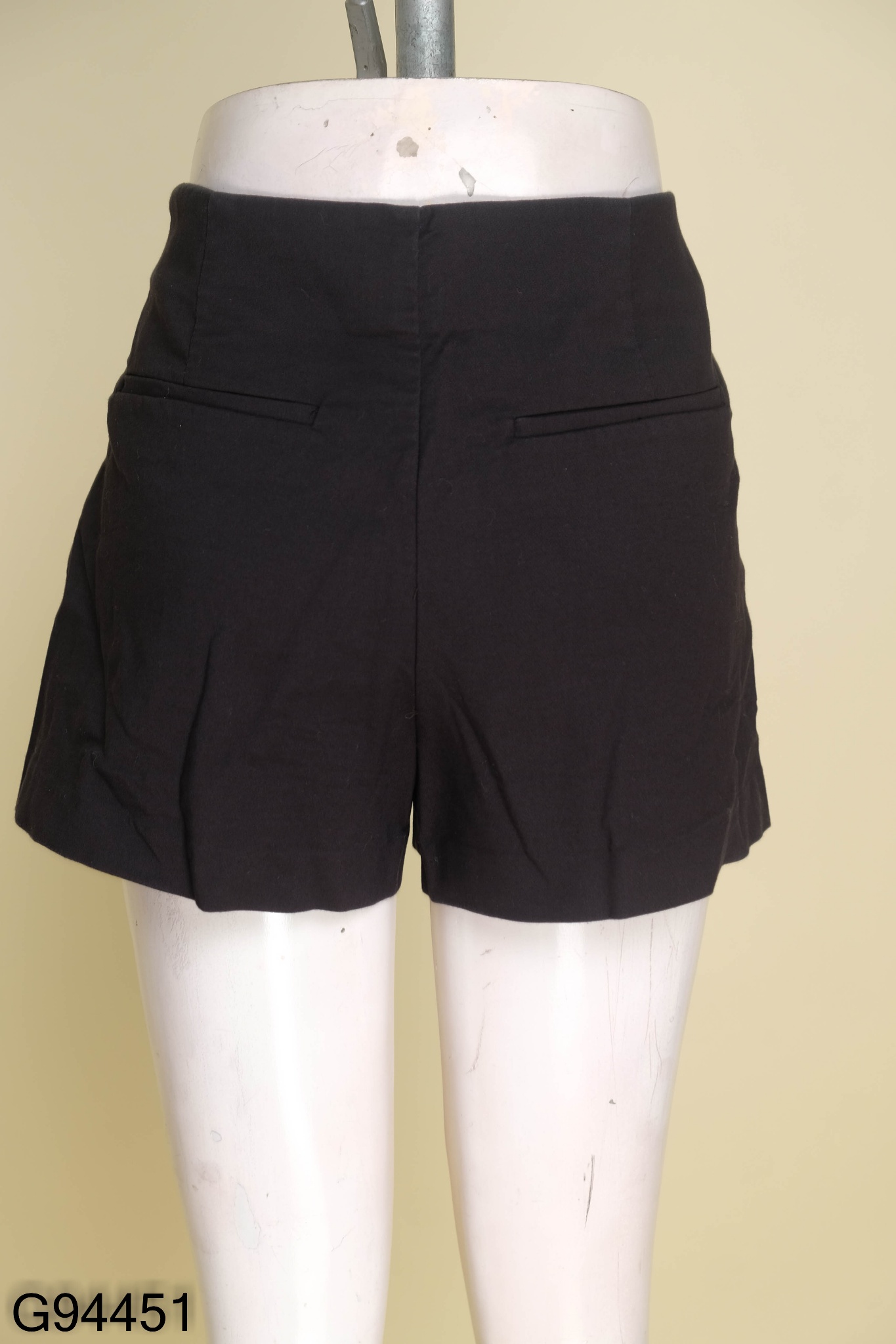 Quần ZARA shorts đen