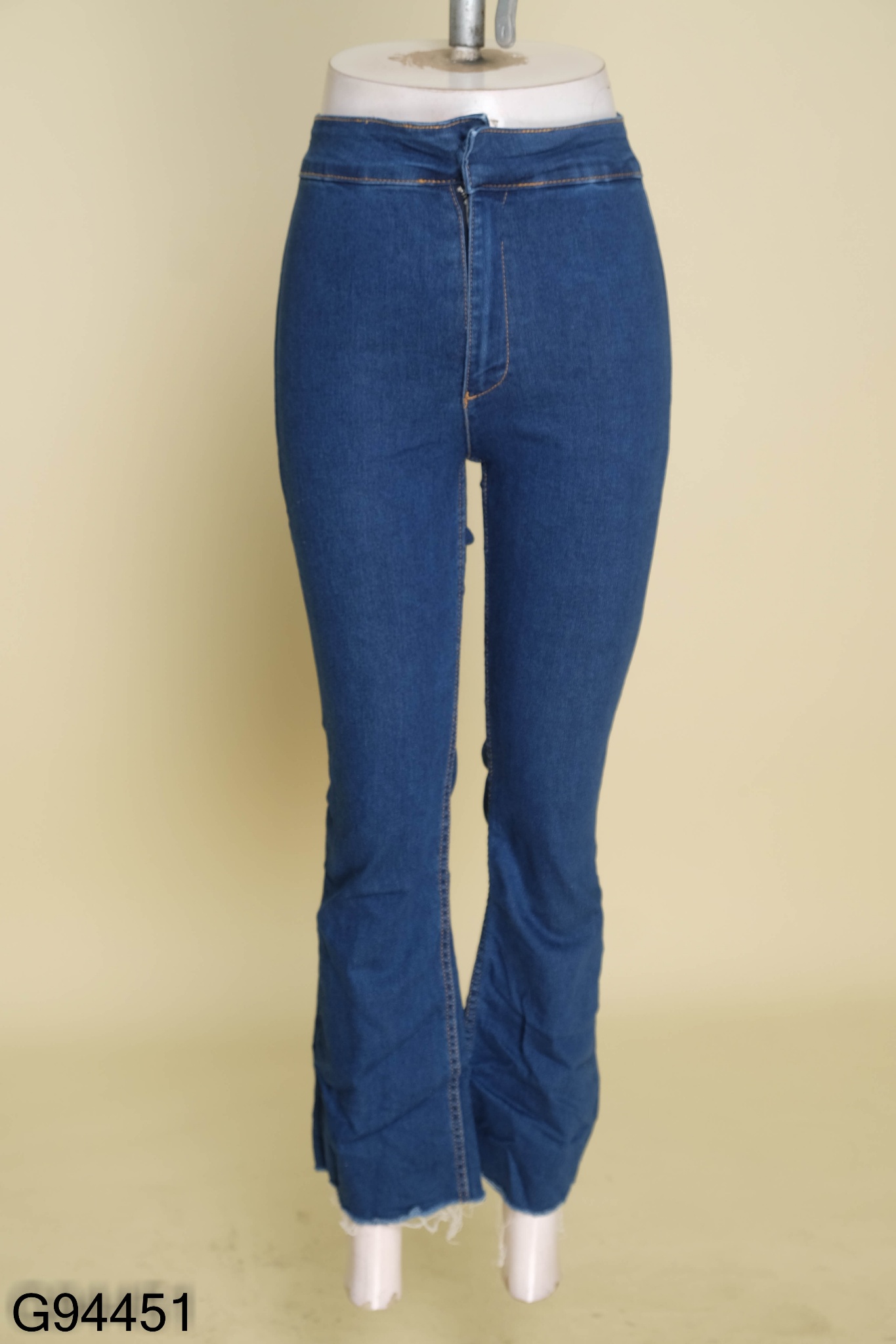 Quần ZARA jeans xanh ống loe