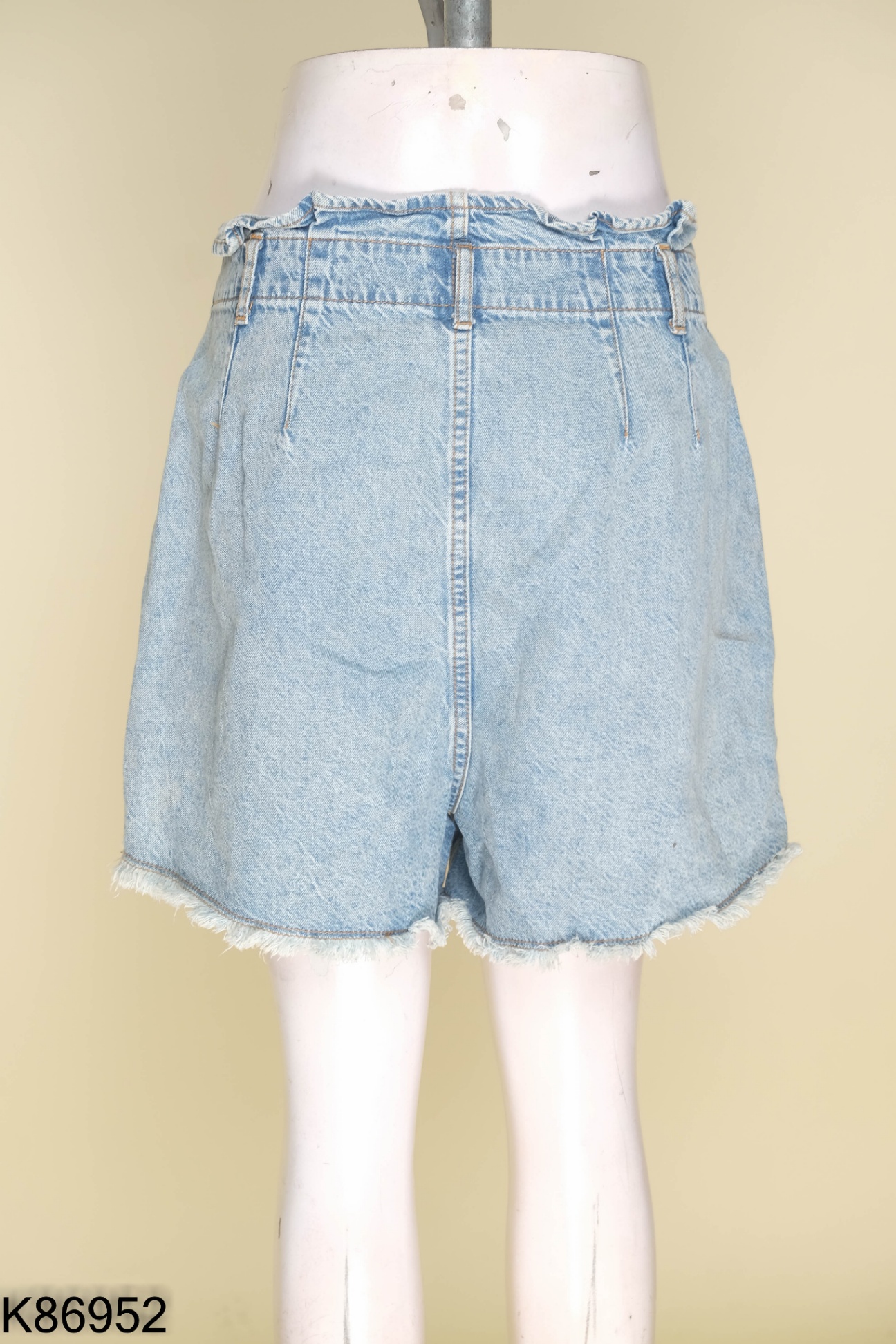 Quần shorts CANIFA jeans xanh