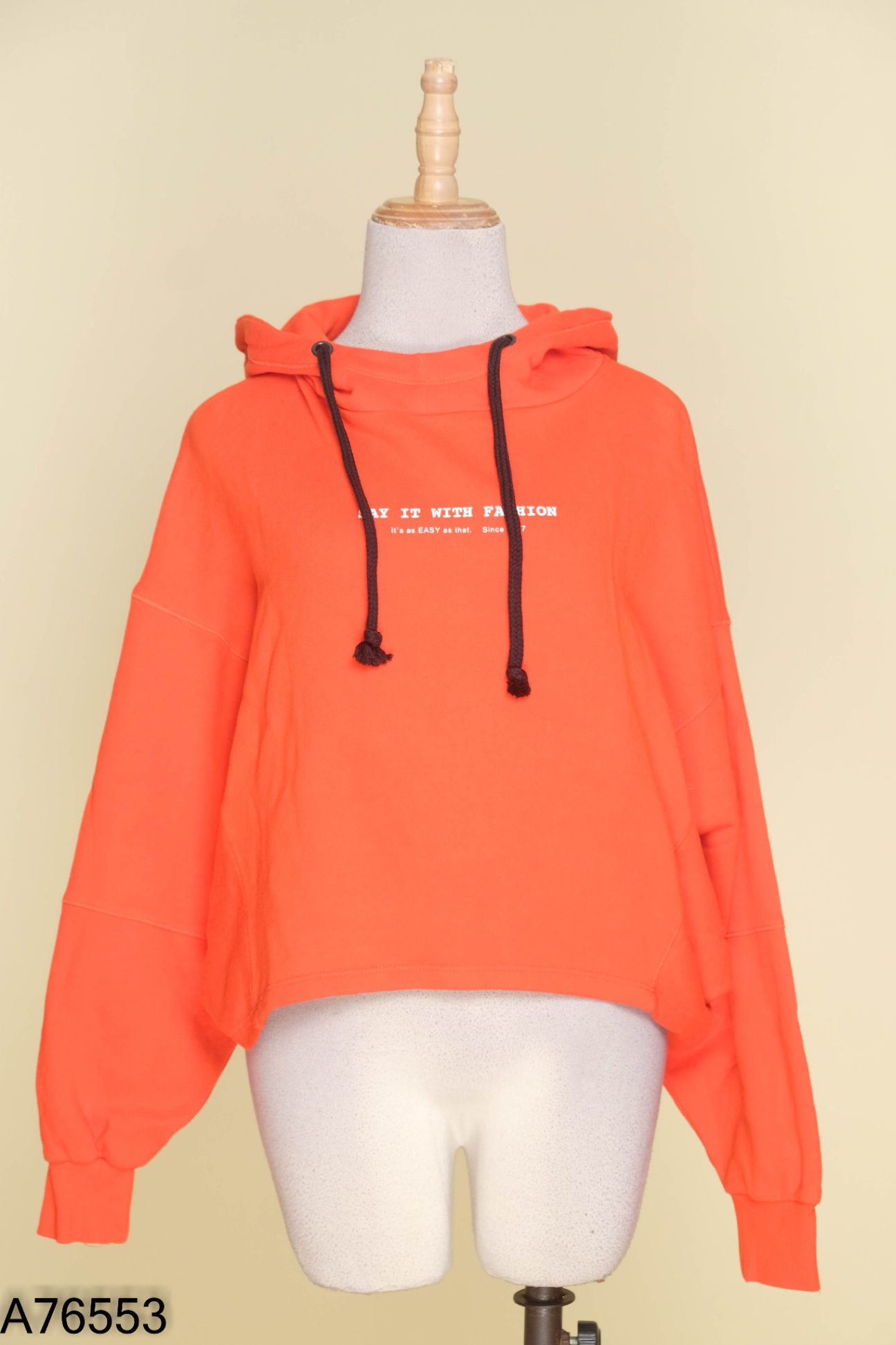 Áo hoodie ZAEEA đỏ ngắn