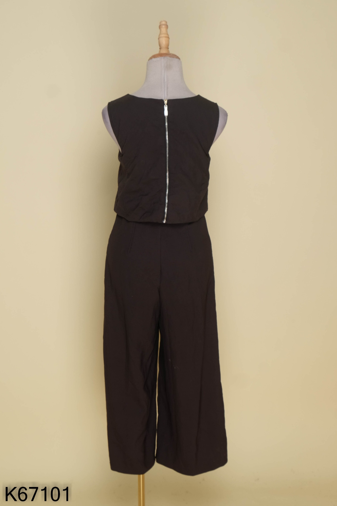 Jumpsuits VERO MODA sát nách đen