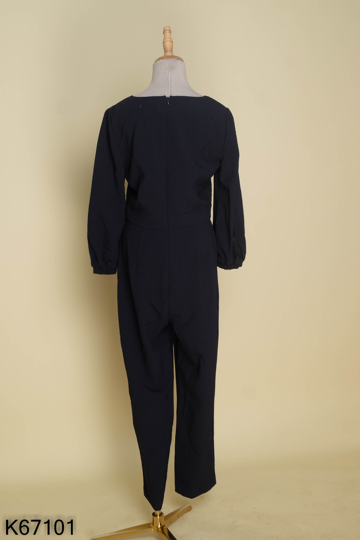 Jumpsuits xanh than SIXDO cổ V