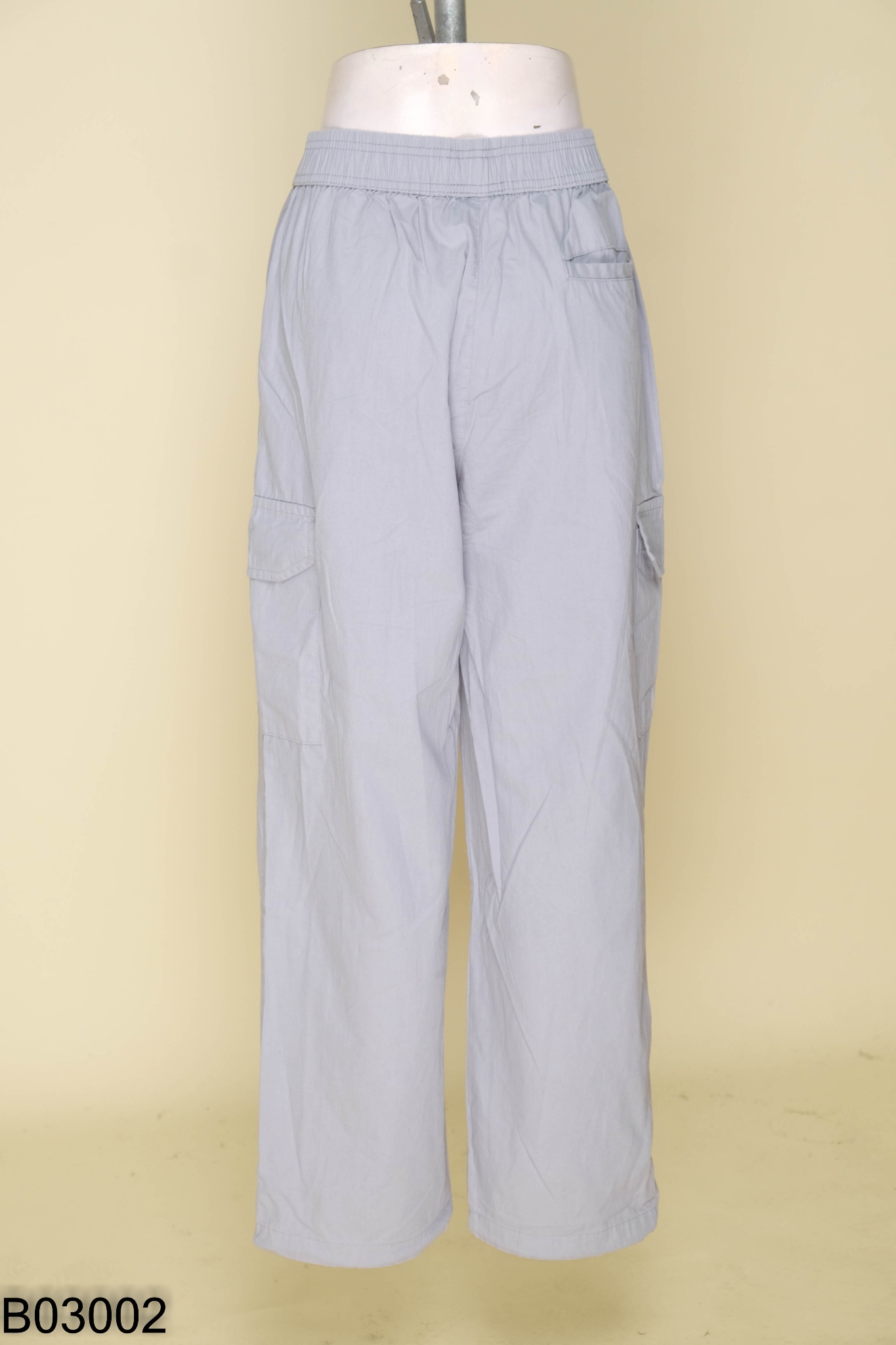 NEWTAG Quần linen UNIQLO xanh eo chun