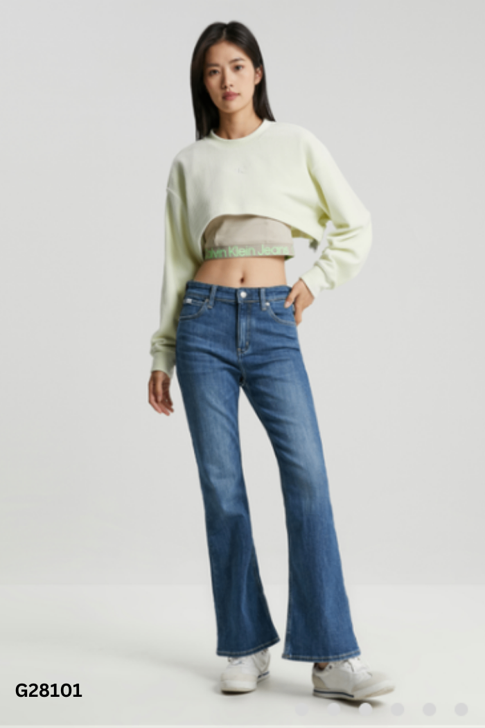 Quần jeans GAP xanh ống loe