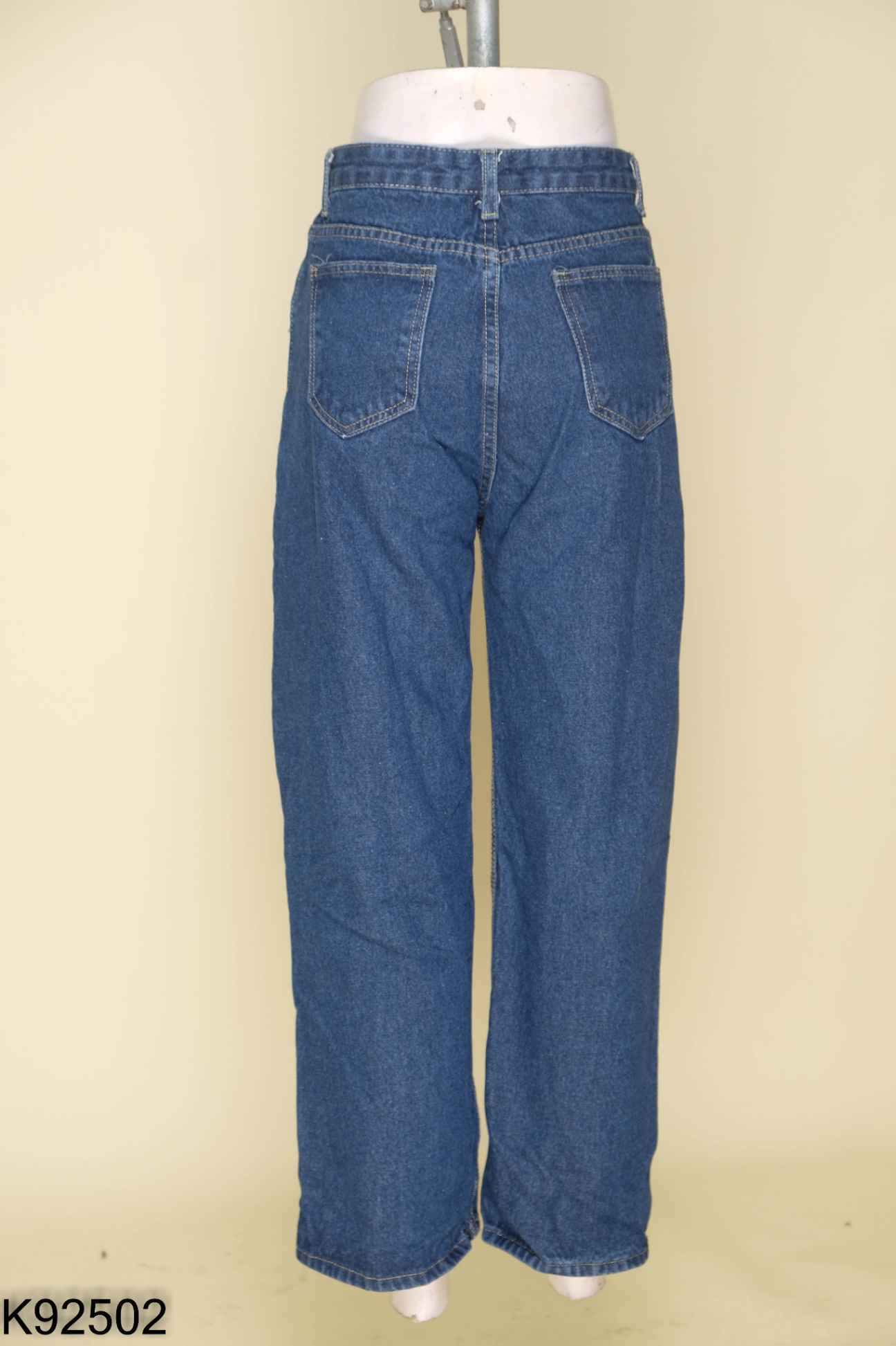 Quần jeans trơn xanh đậm