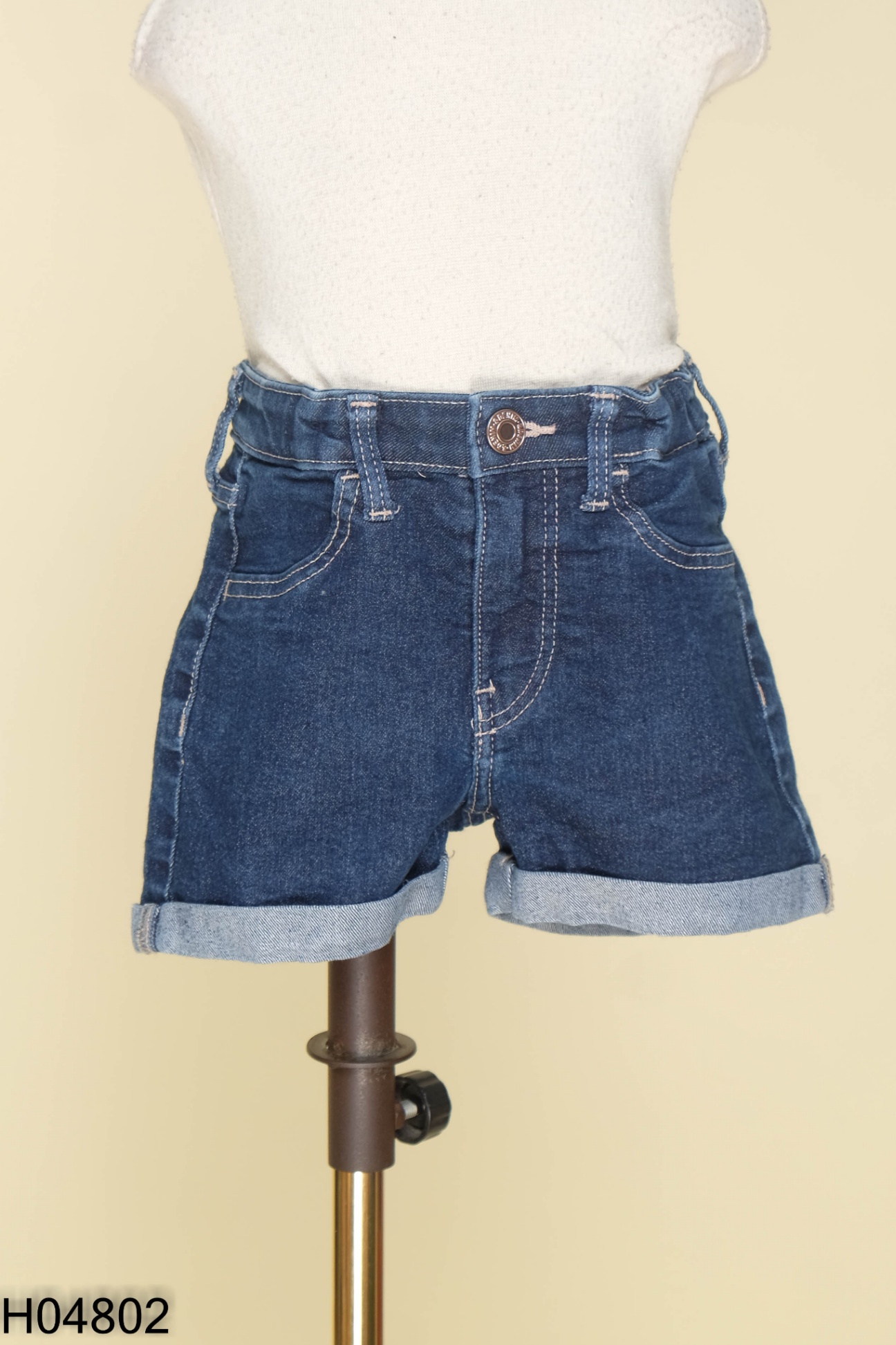 Quần shorts jeans HM xanh KIDS