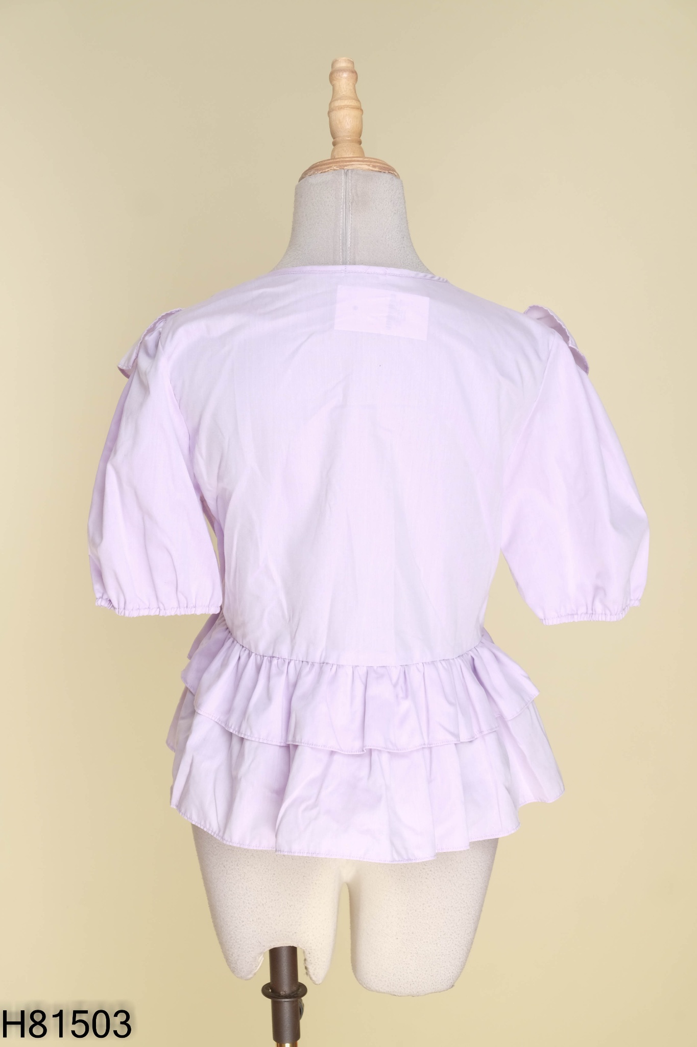 Áo tím cổ V phối bèo
