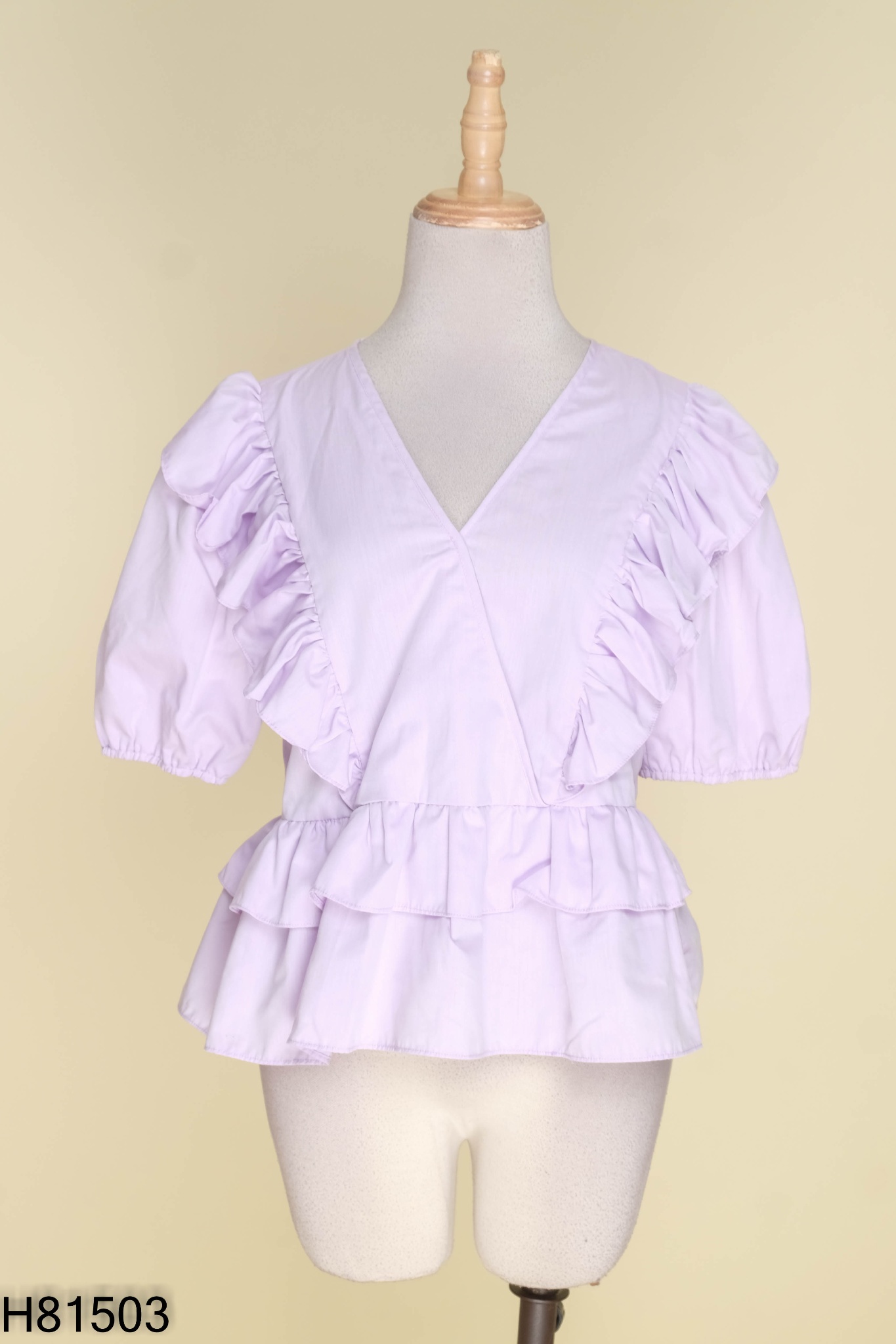 Áo tím cổ V phối bèo