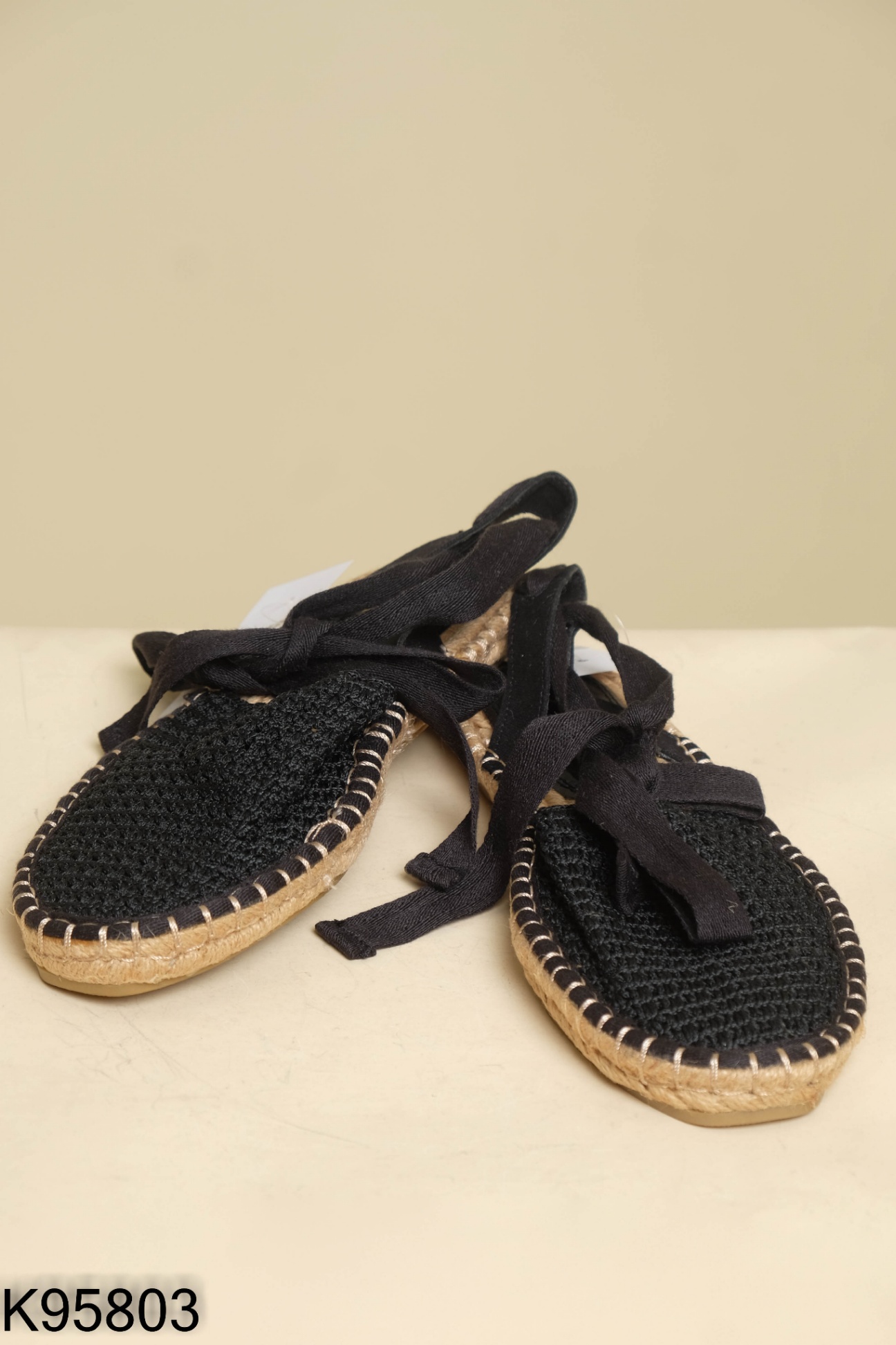 NEW Sandals ZARA cói nâu quai len đen