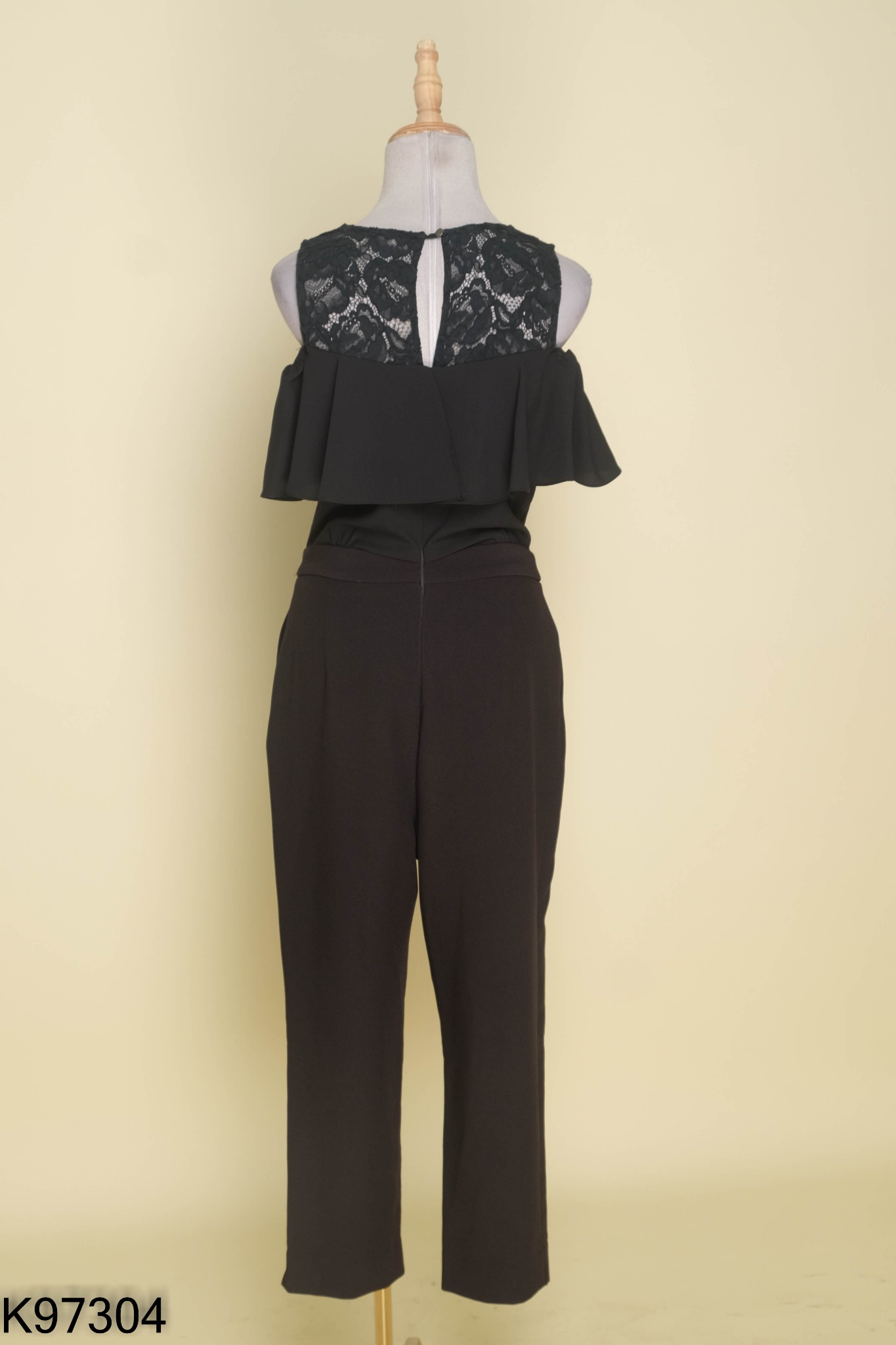 Jumpsuits IVY MODA đen phối ren