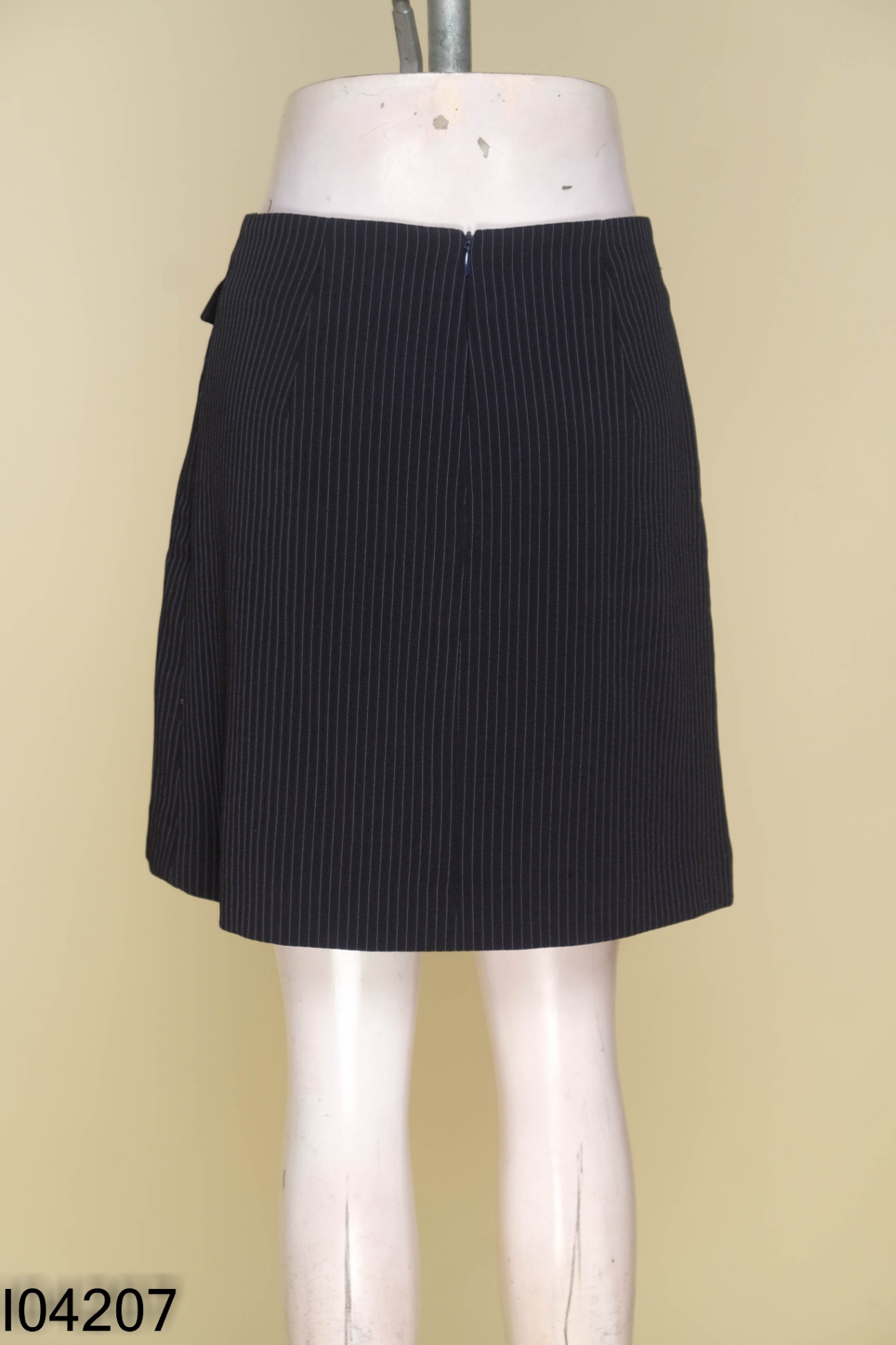 Chân váy IVY MODA xanh sọc