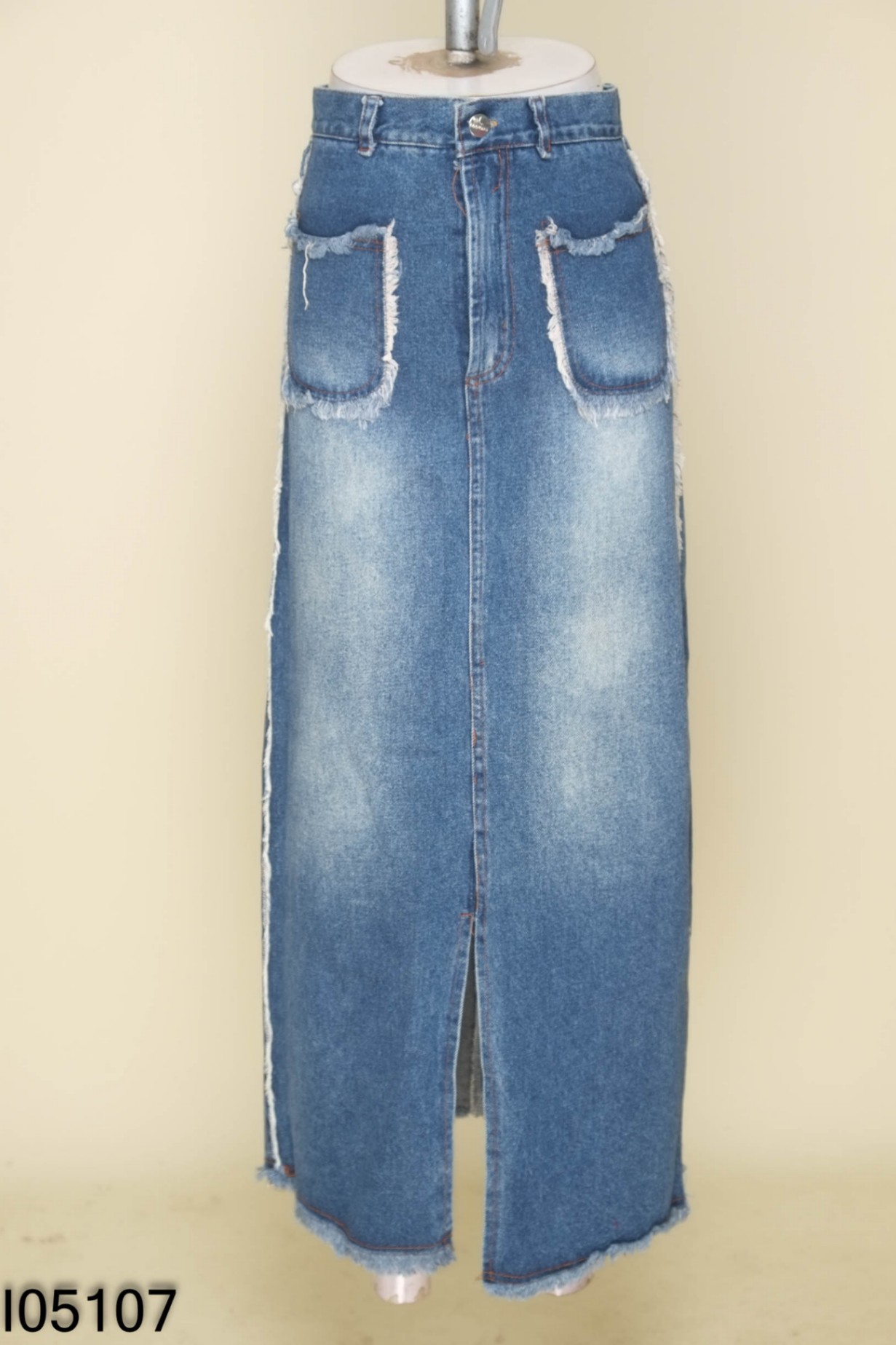 Chân váy jeans xanh tua rua