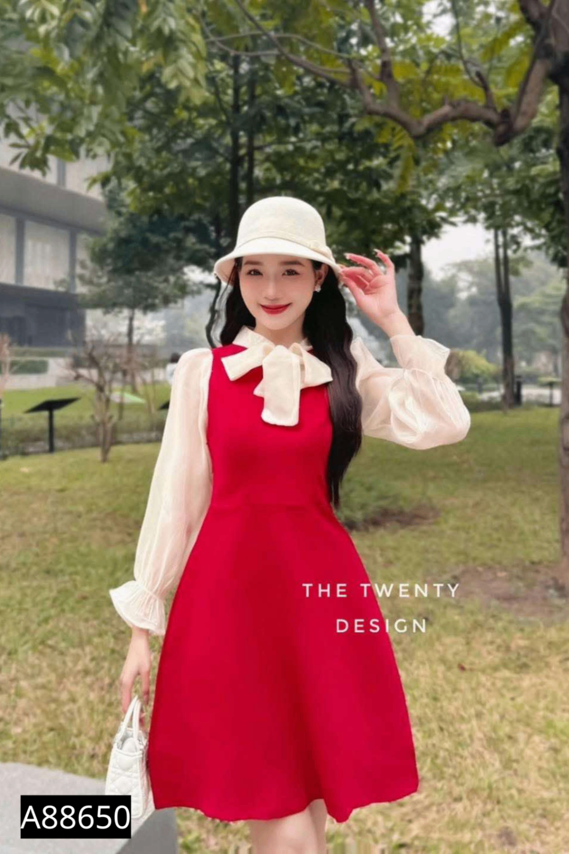 Váy đỏ tay organza be