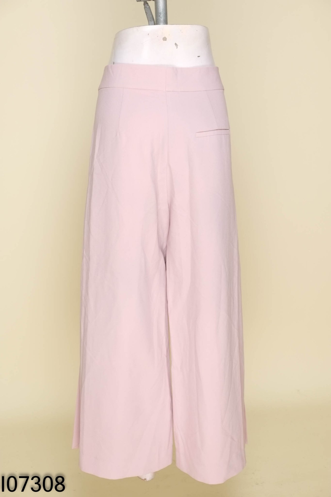 Quần culottes EVERLUXE hồng xẻ gấu